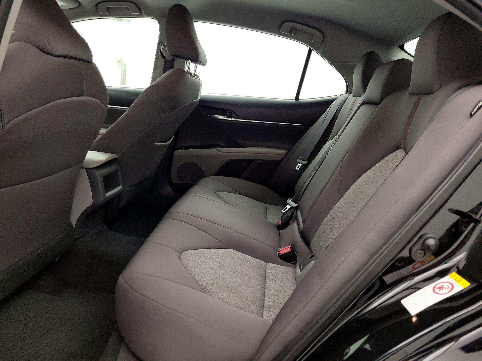 Thumbnail: 2019 Toyota Camry - 19