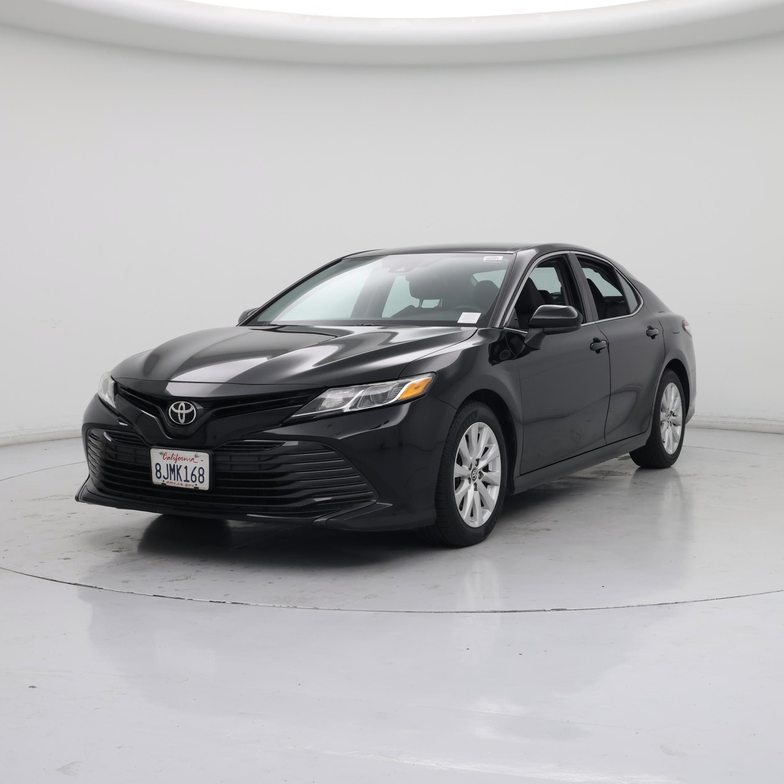Thumbnail: 2019 Toyota Camry - 4