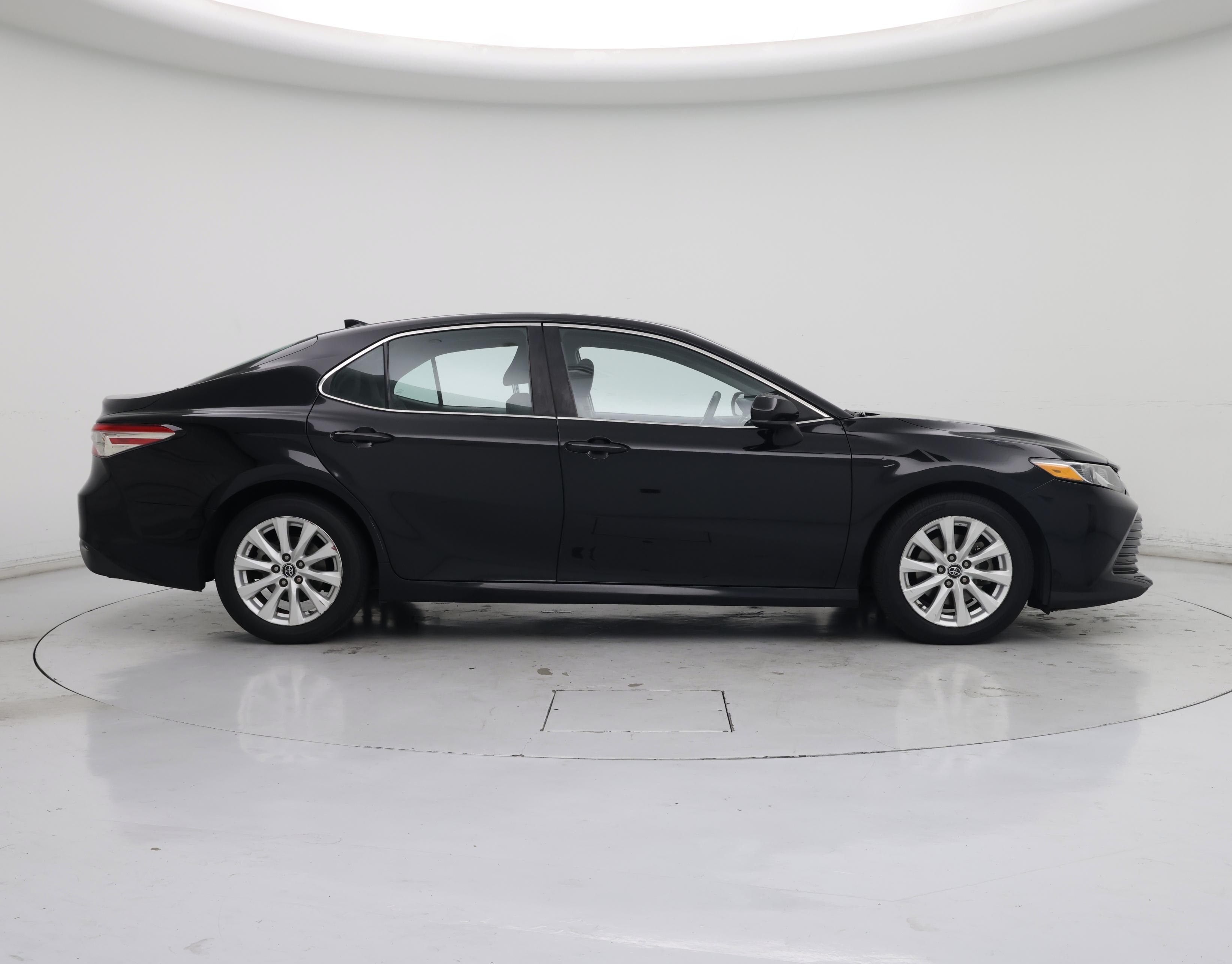 Thumbnail: 2019 Toyota Camry - 7