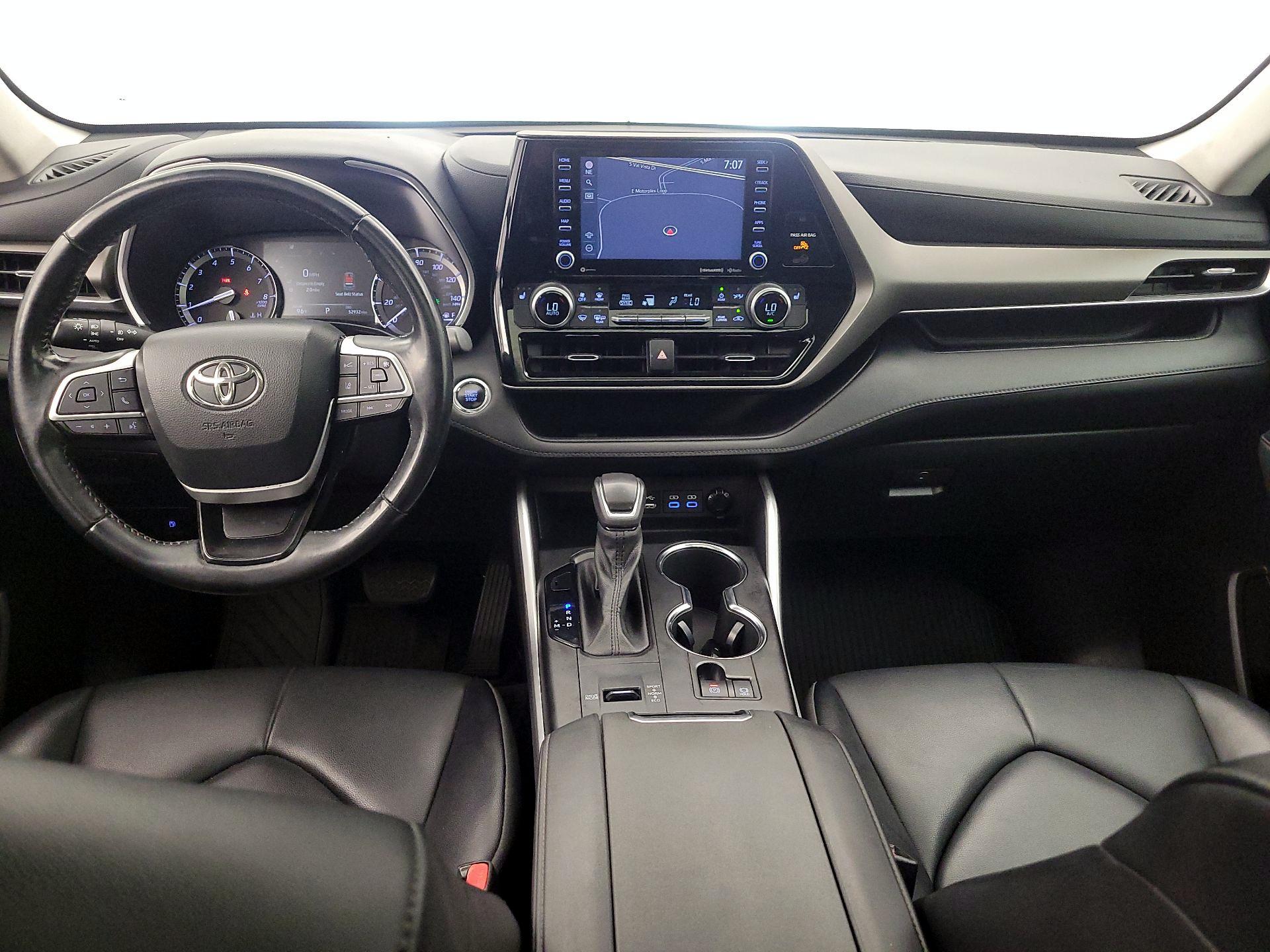 Thumbnail: 2022 Toyota Highlander - 9