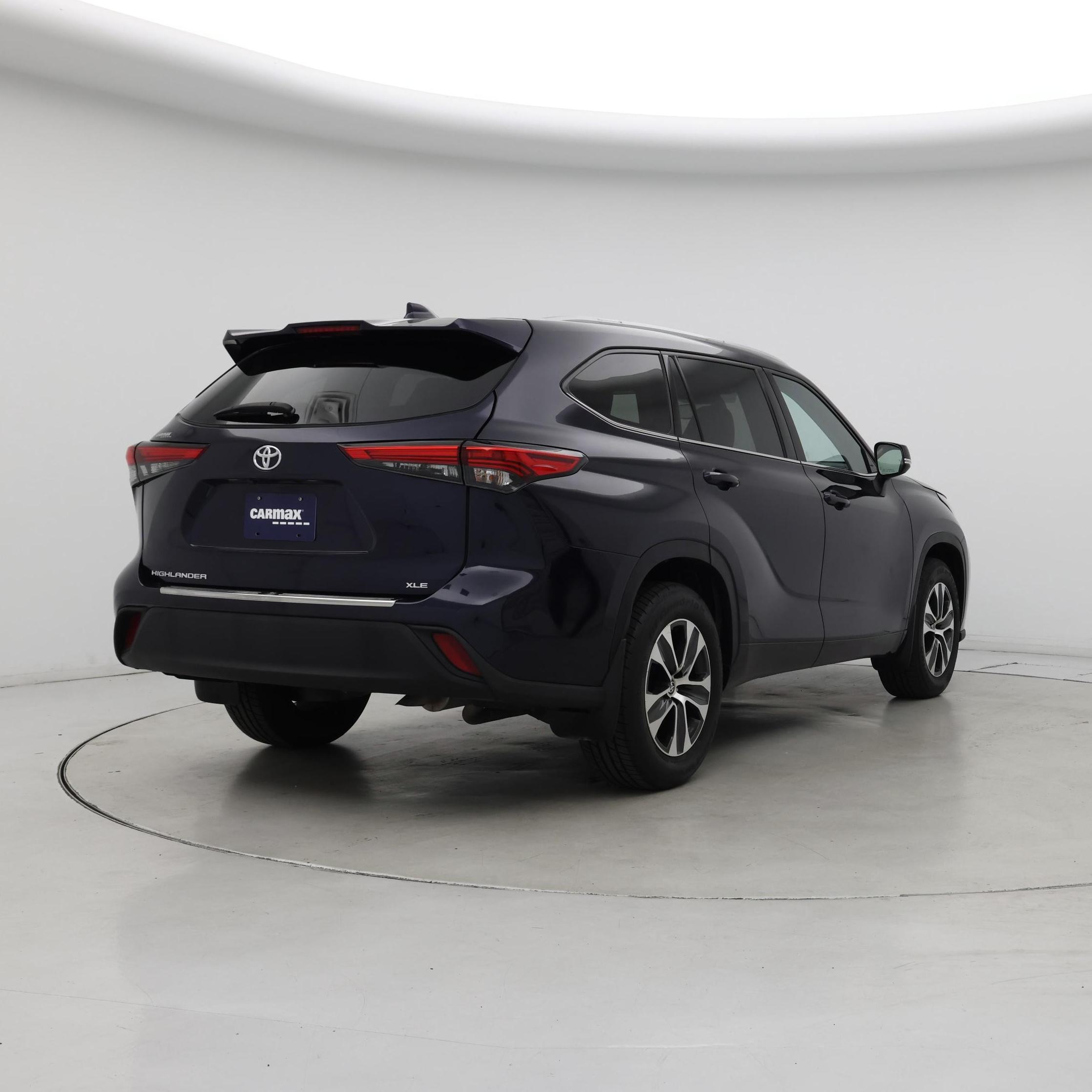 Thumbnail: 2022 Toyota Highlander - 8
