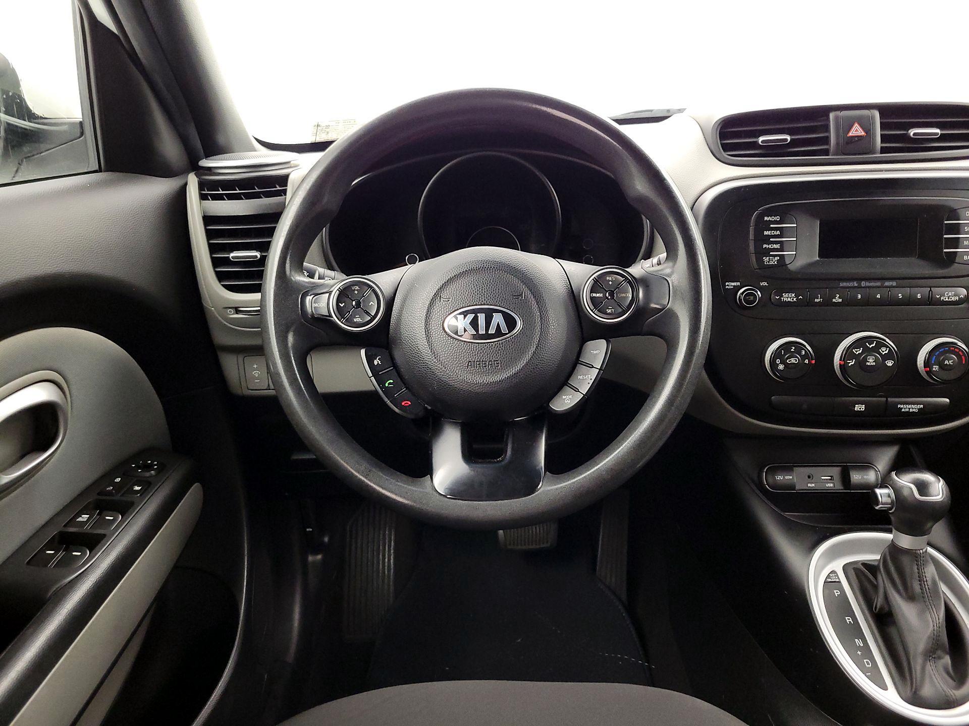 Thumbnail: 2016 Kia Soul - 10