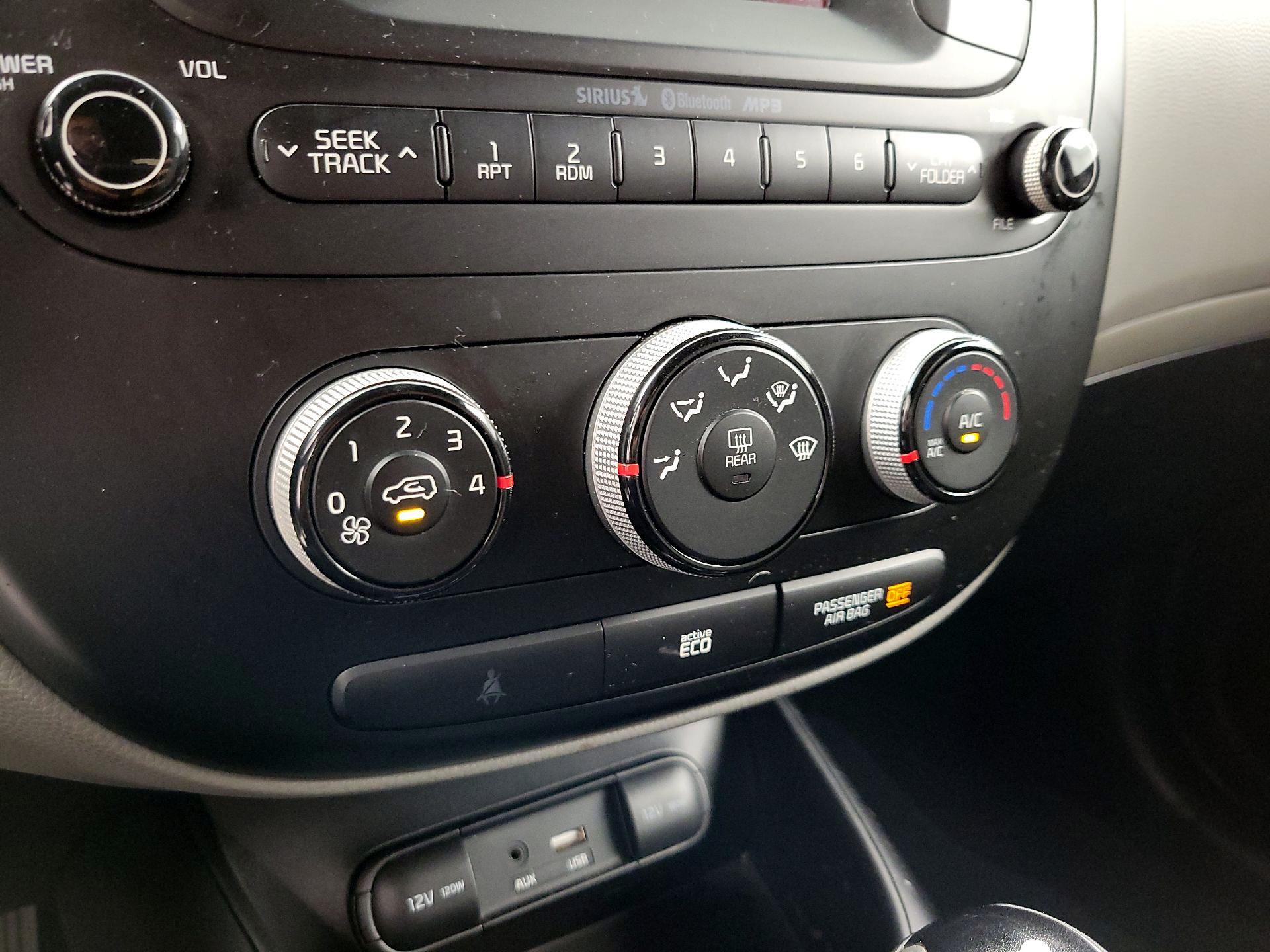 Thumbnail: 2016 Kia Soul - 15