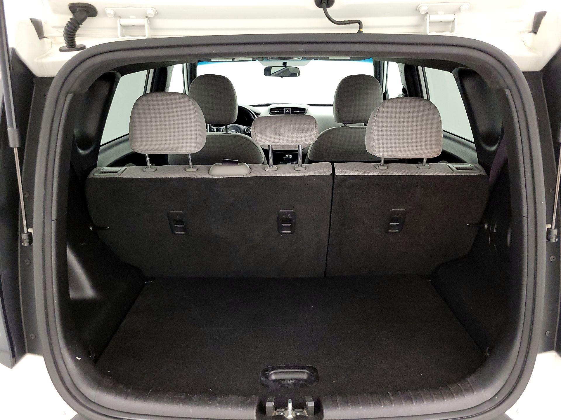 Thumbnail: 2016 Kia Soul - 19