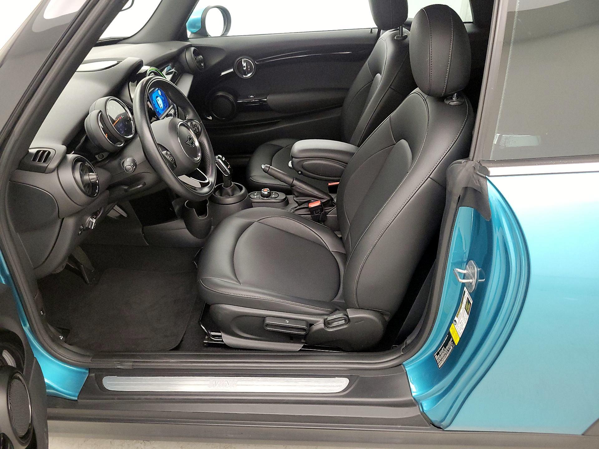 Thumbnail: 2021 MINI Cooper - 11