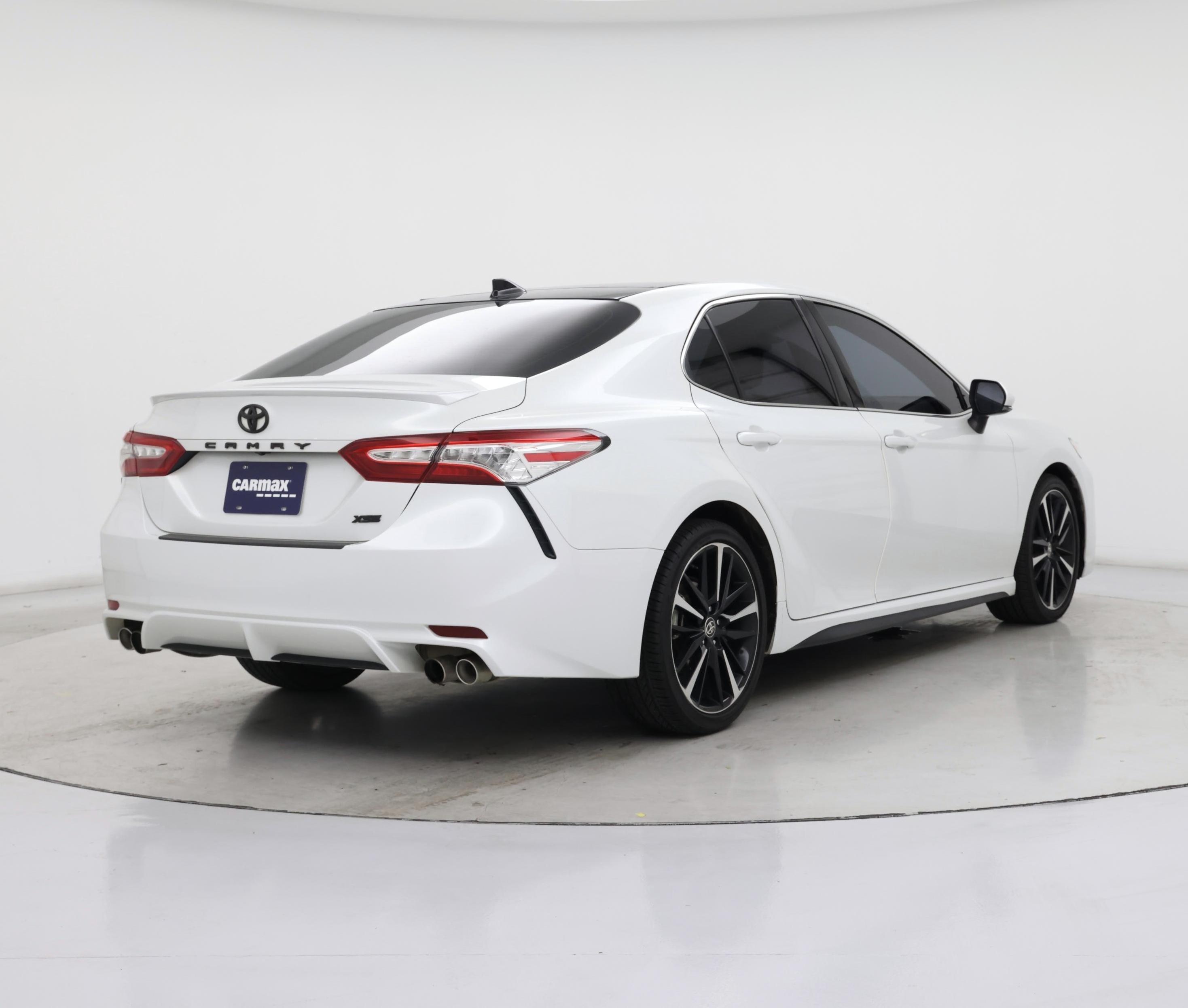 Thumbnail: 2020 Toyota Camry - 8