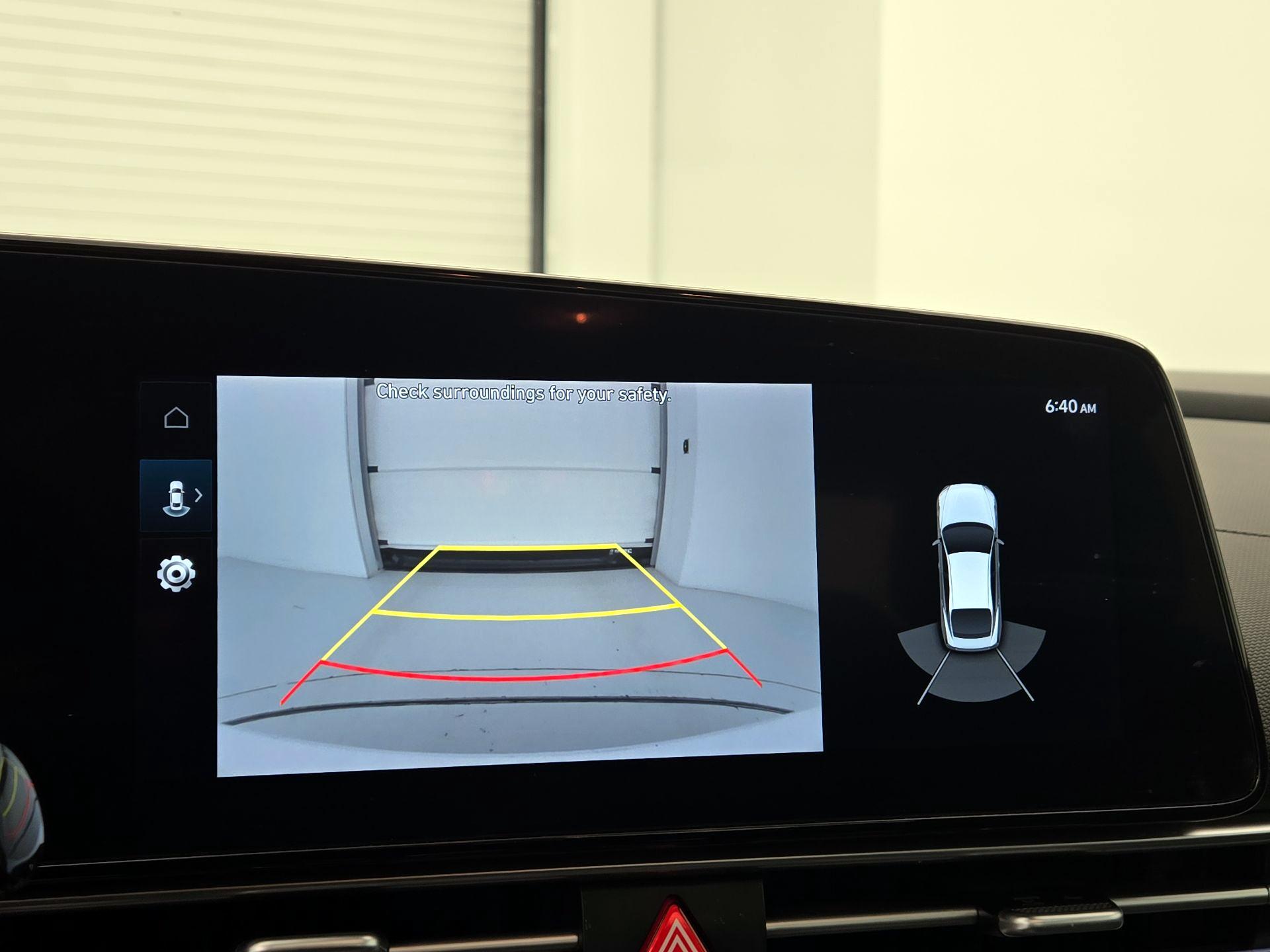 Thumbnail: 2023 Hyundai Elantra - 15