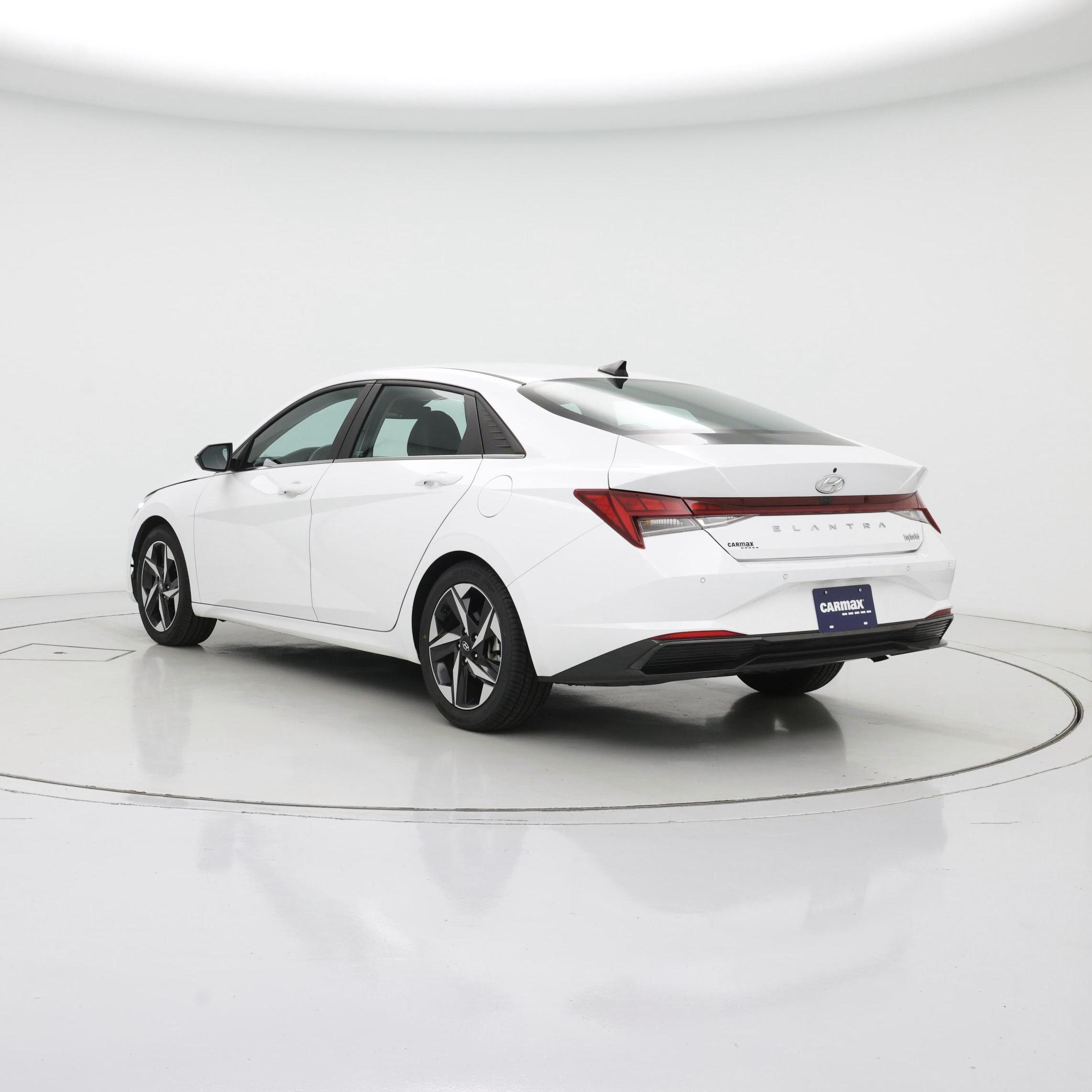 Thumbnail: 2023 Hyundai Elantra - 2