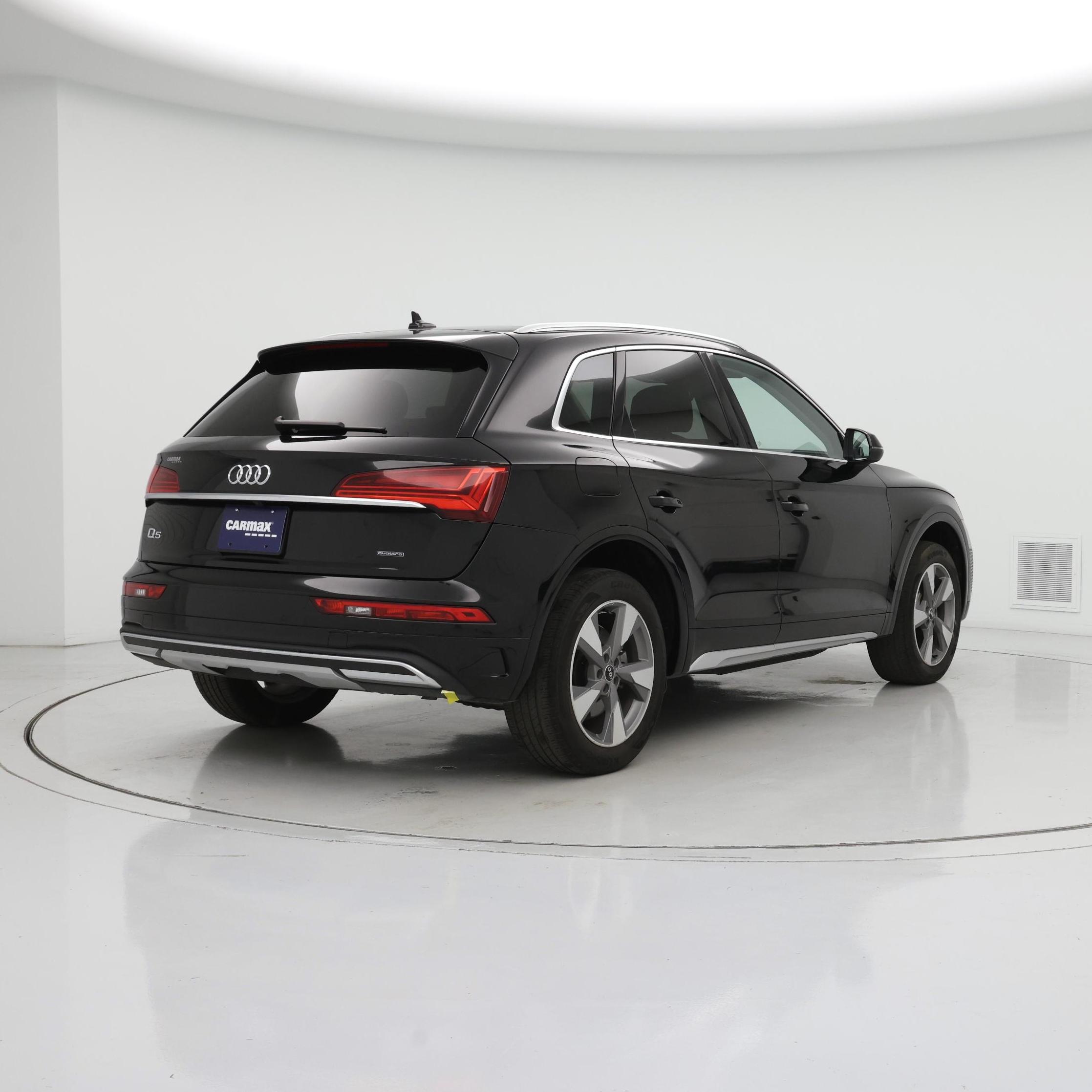 Thumbnail: 2022 Audi Q5 - 8