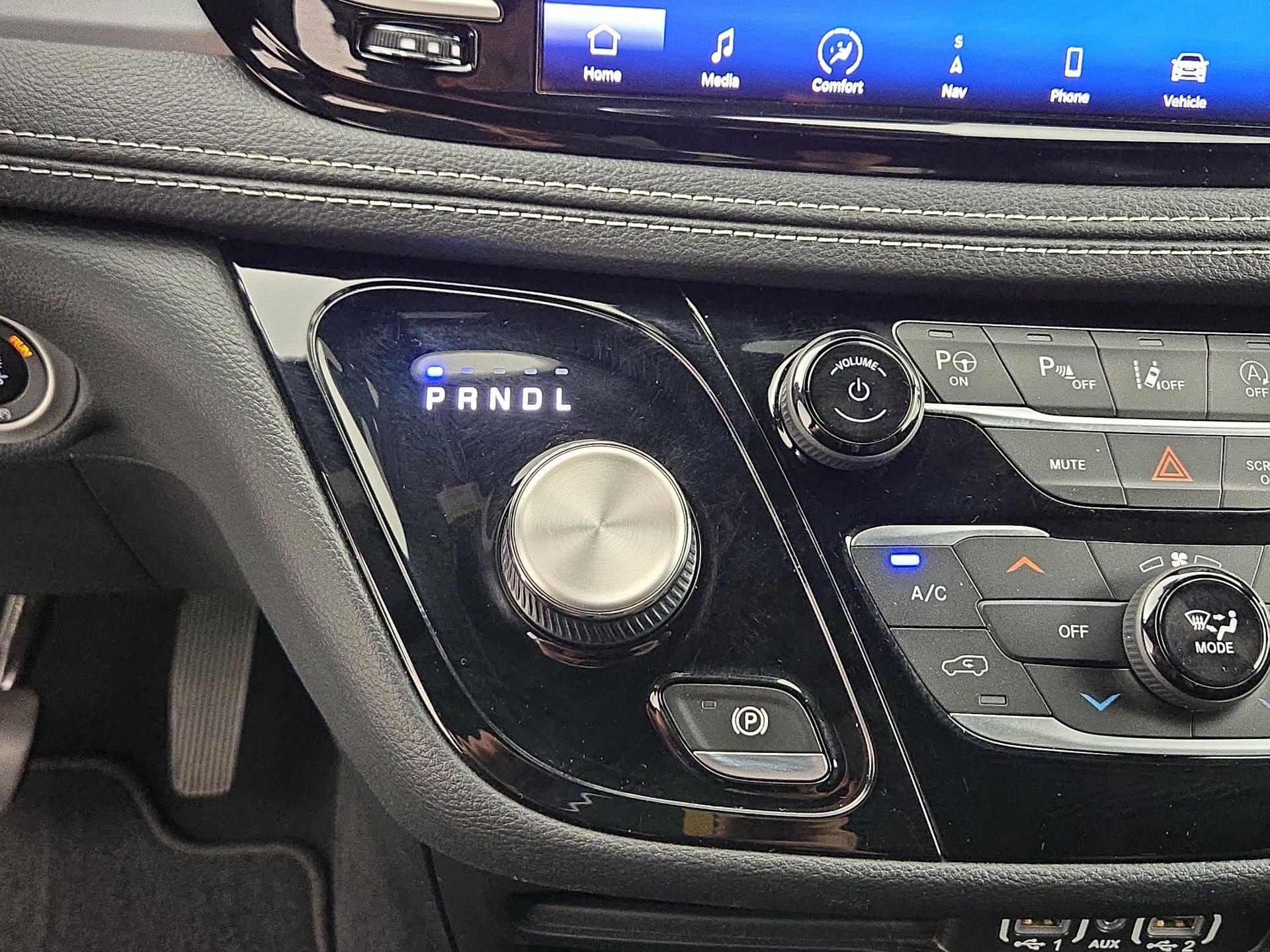 Thumbnail: 2021 Chrysler Pacifica - 18