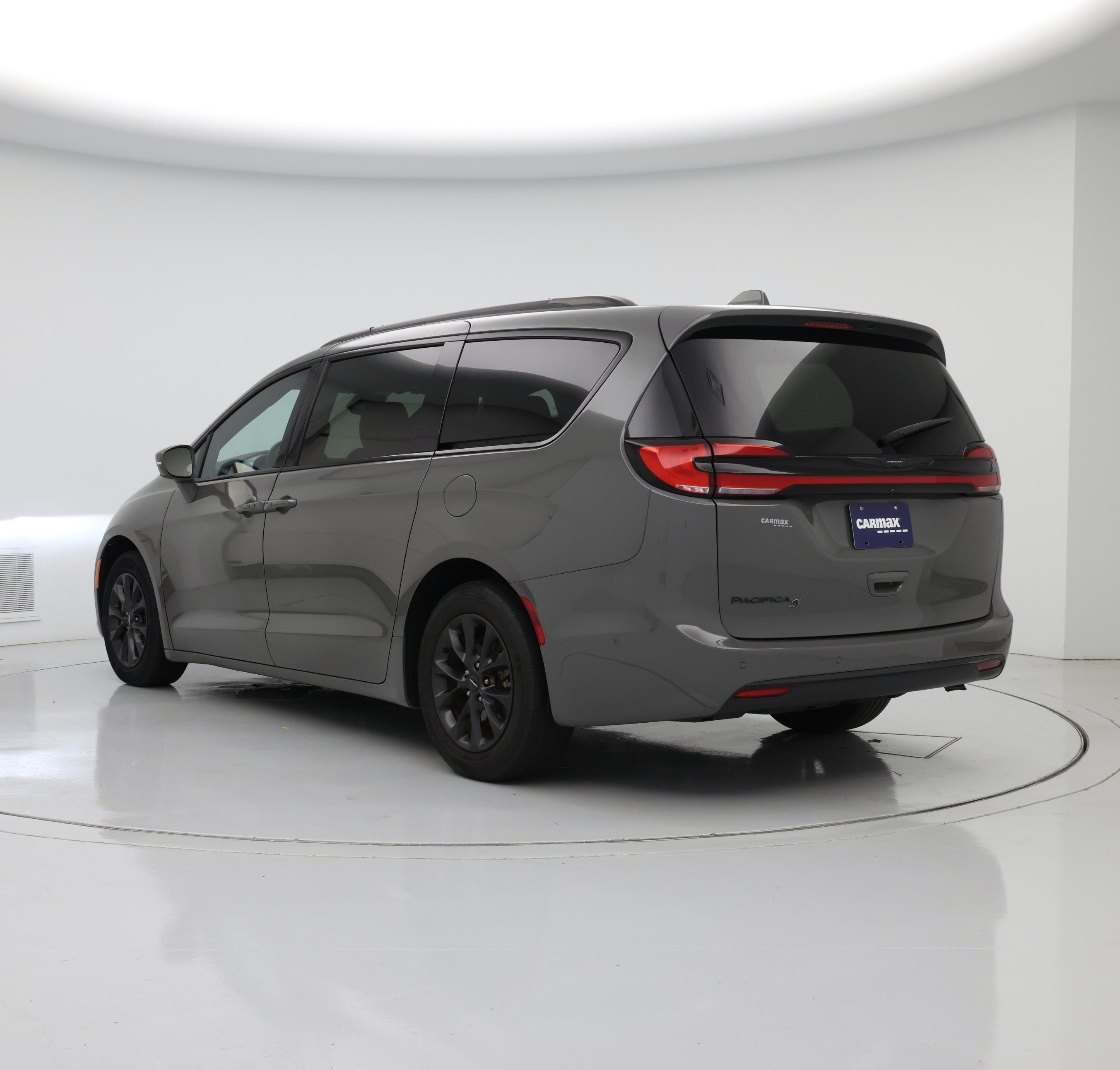 Thumbnail: 2021 Chrysler Pacifica - 2