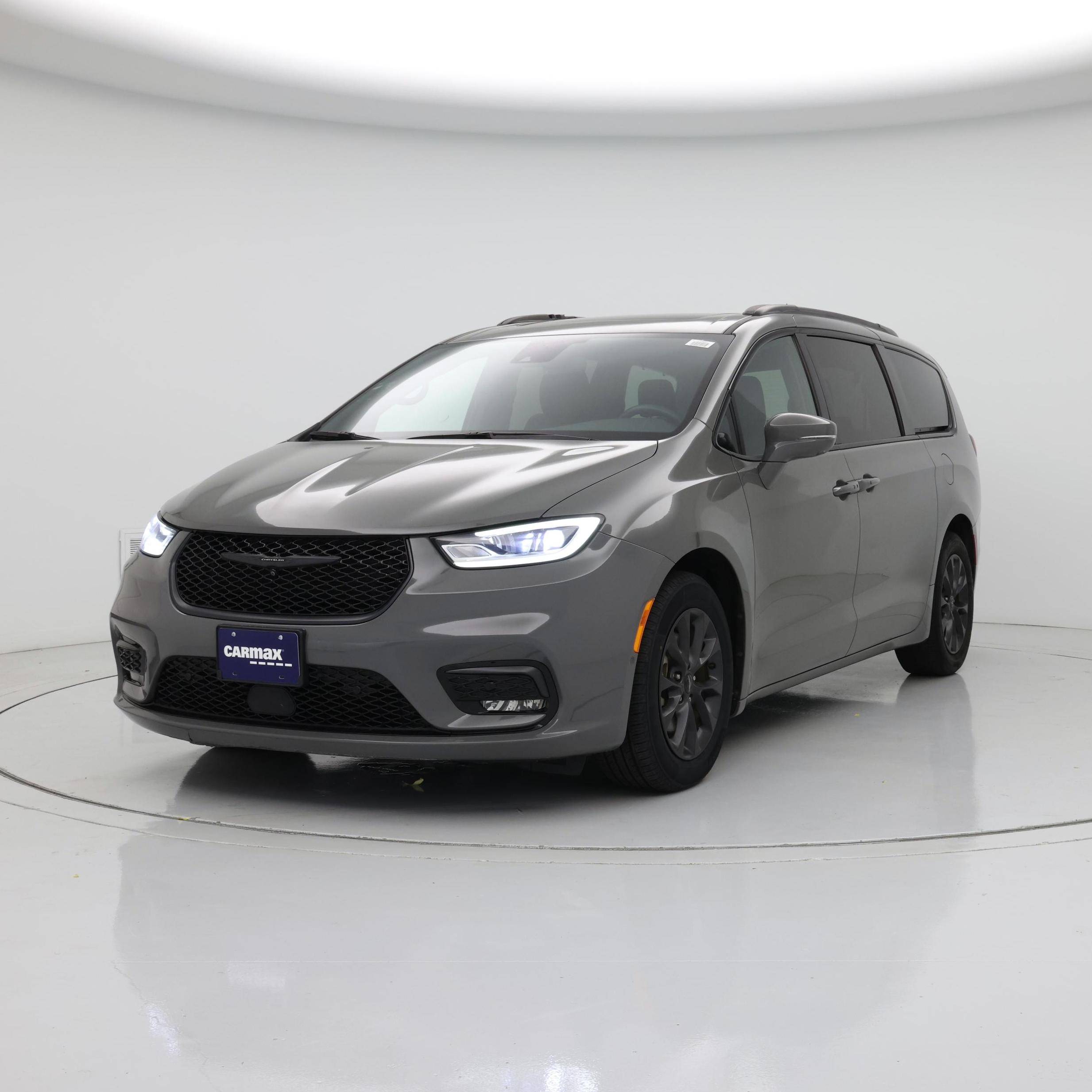 Thumbnail: 2021 Chrysler Pacifica - 4