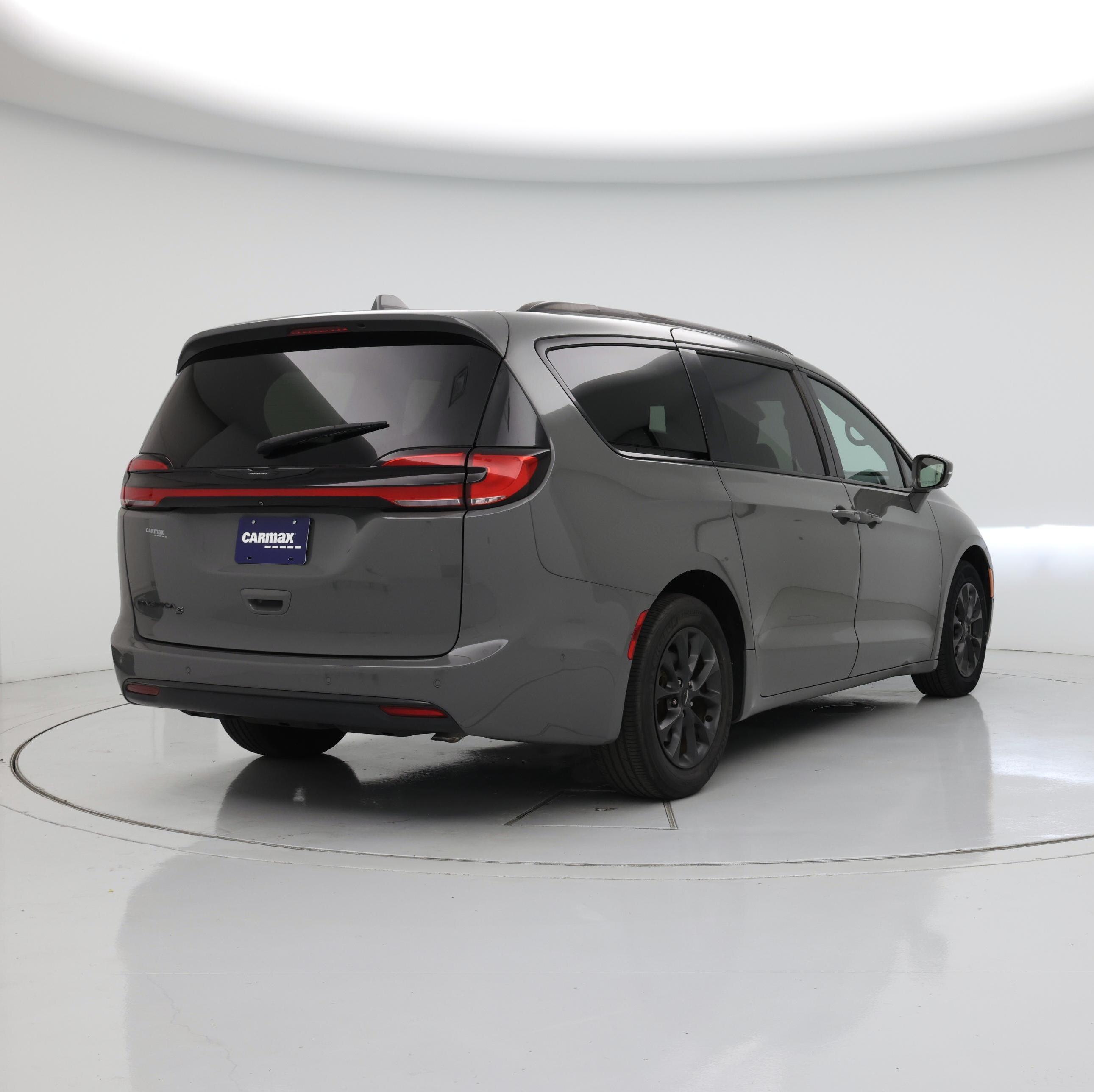 Thumbnail: 2021 Chrysler Pacifica - 8