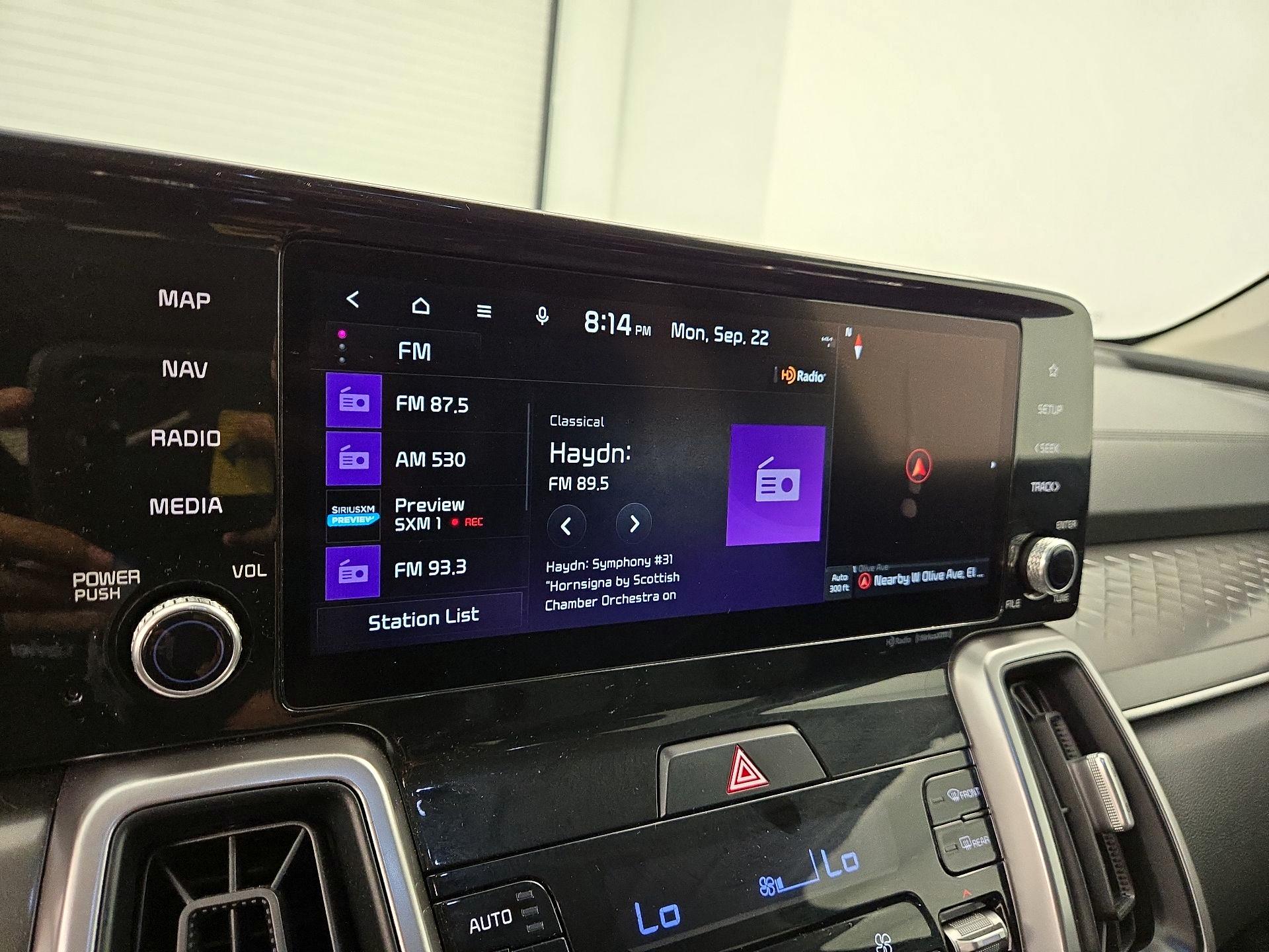 Thumbnail: 2022 Kia Sorento - 16