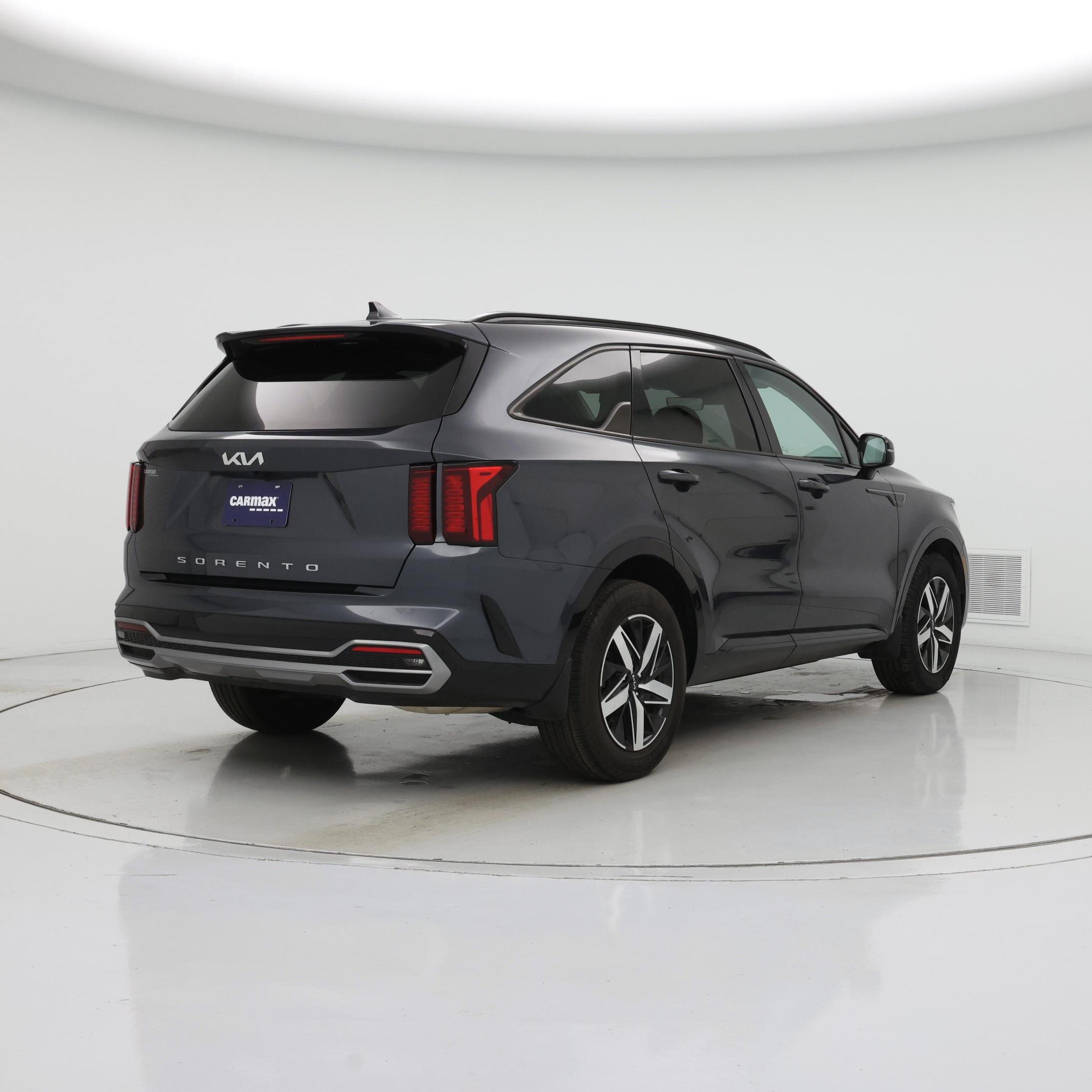 Thumbnail: 2022 Kia Sorento - 8