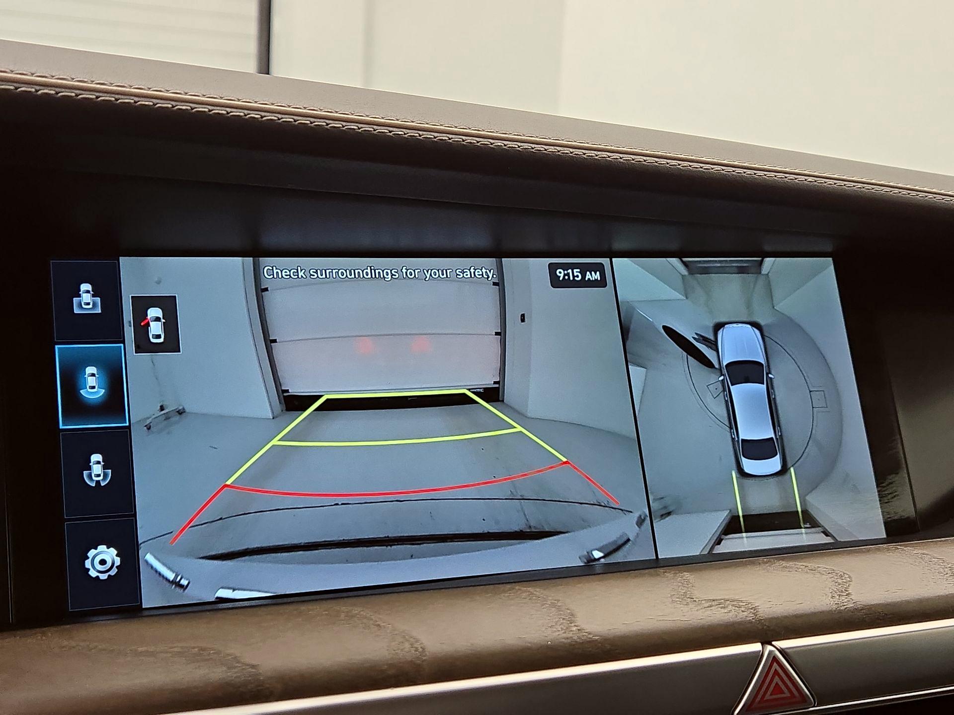 Thumbnail: 2021 Genesis G90 - 15
