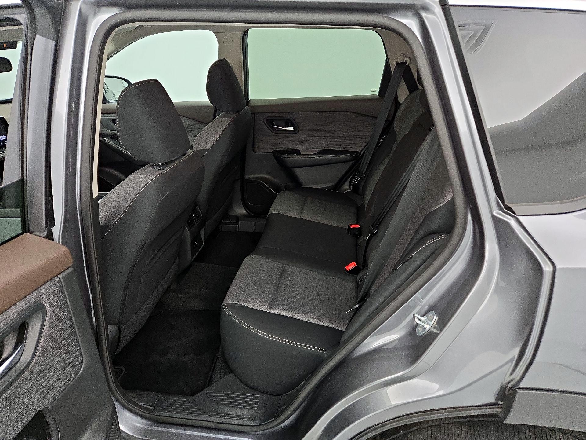 Thumbnail: 2022 Nissan Rogue - 19