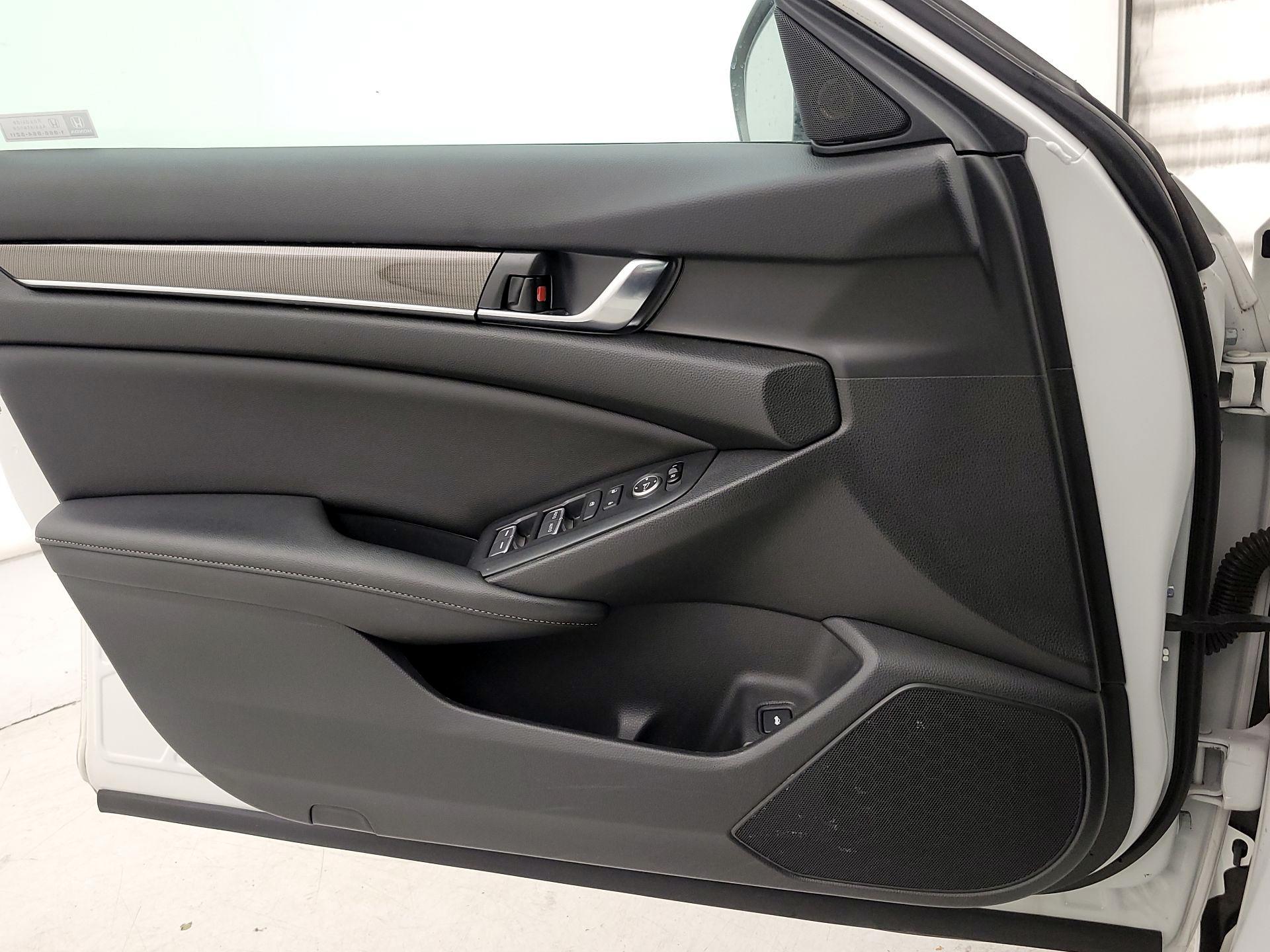 Thumbnail: 2020 Honda Accord - 12
