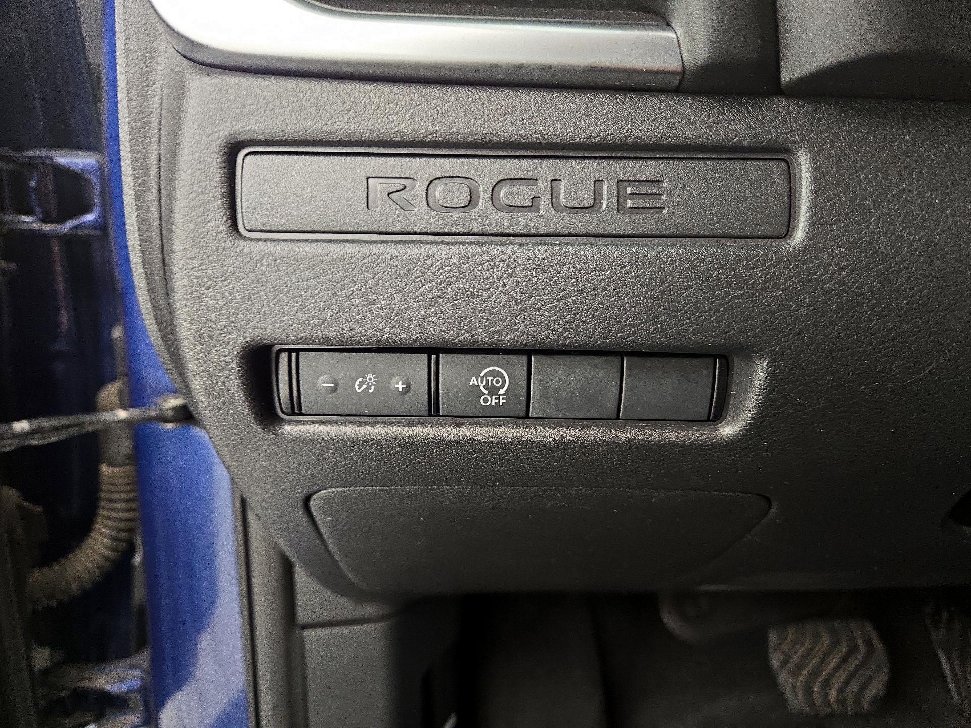 Thumbnail: 2023 Nissan Rogue - 13