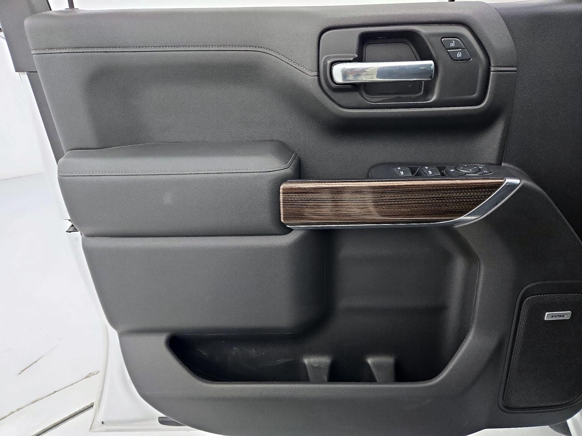 Thumbnail: 2020 Chevrolet Silverado 1500 - 12