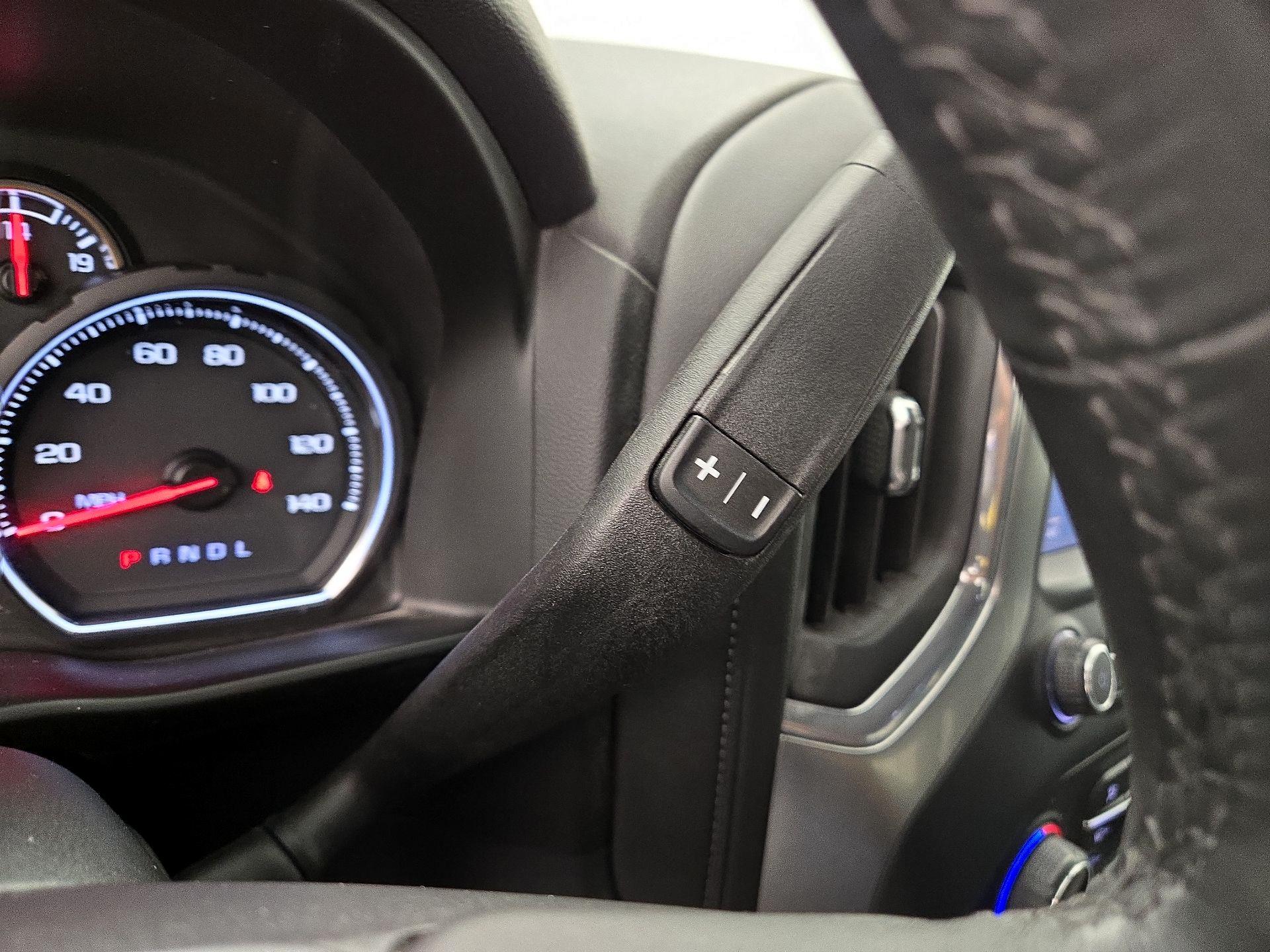 Thumbnail: 2020 Chevrolet Silverado 1500 - 17