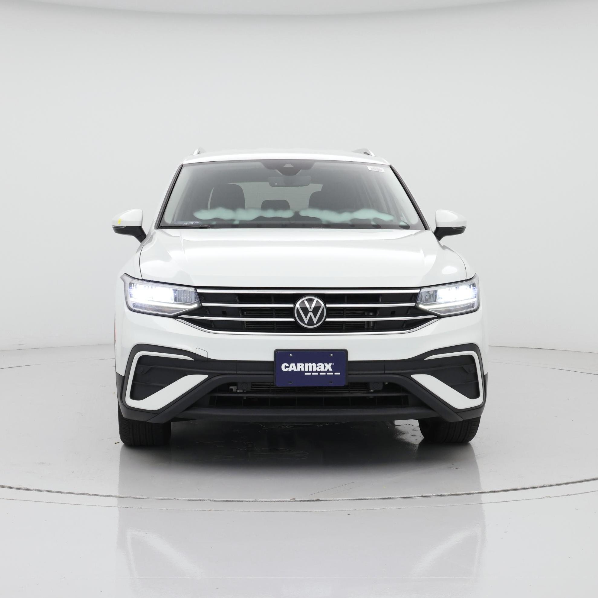 Thumbnail: 2022 Volkswagen Tiguan - 5