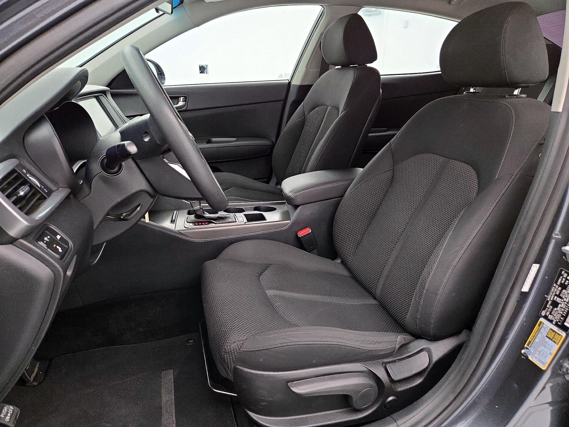 Thumbnail: 2020 Kia Optima - 11