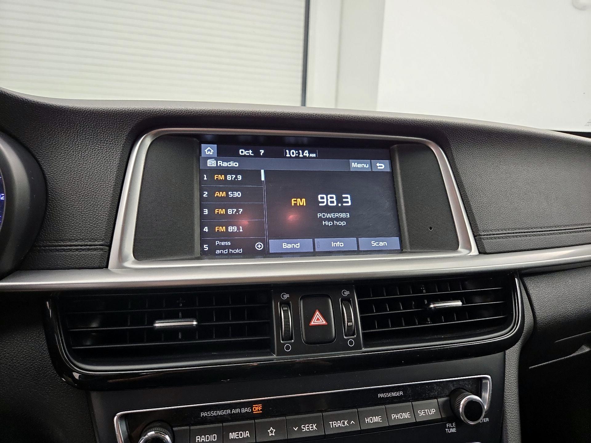 Thumbnail: 2020 Kia Optima - 15