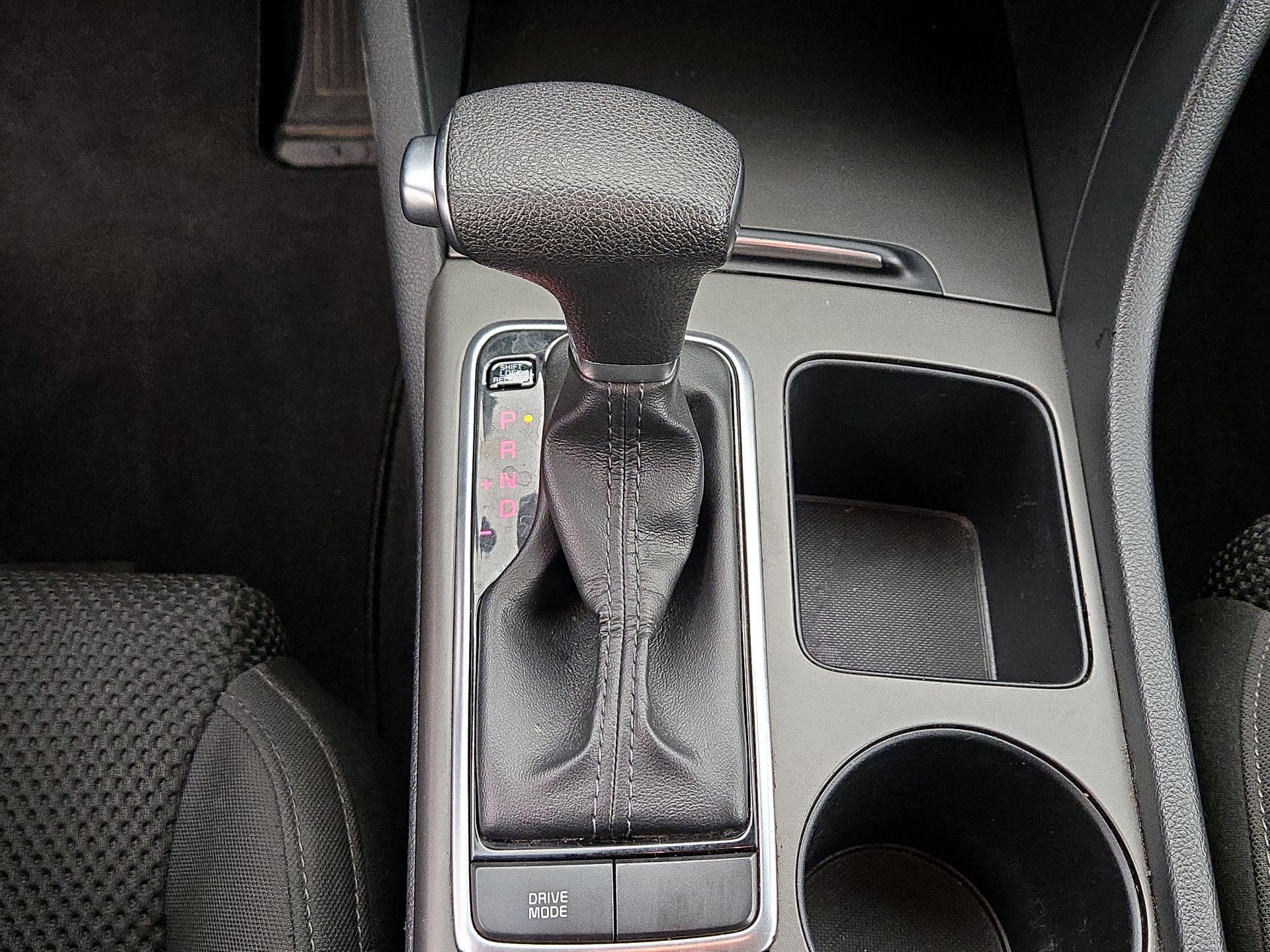 Thumbnail: 2020 Kia Optima - 17