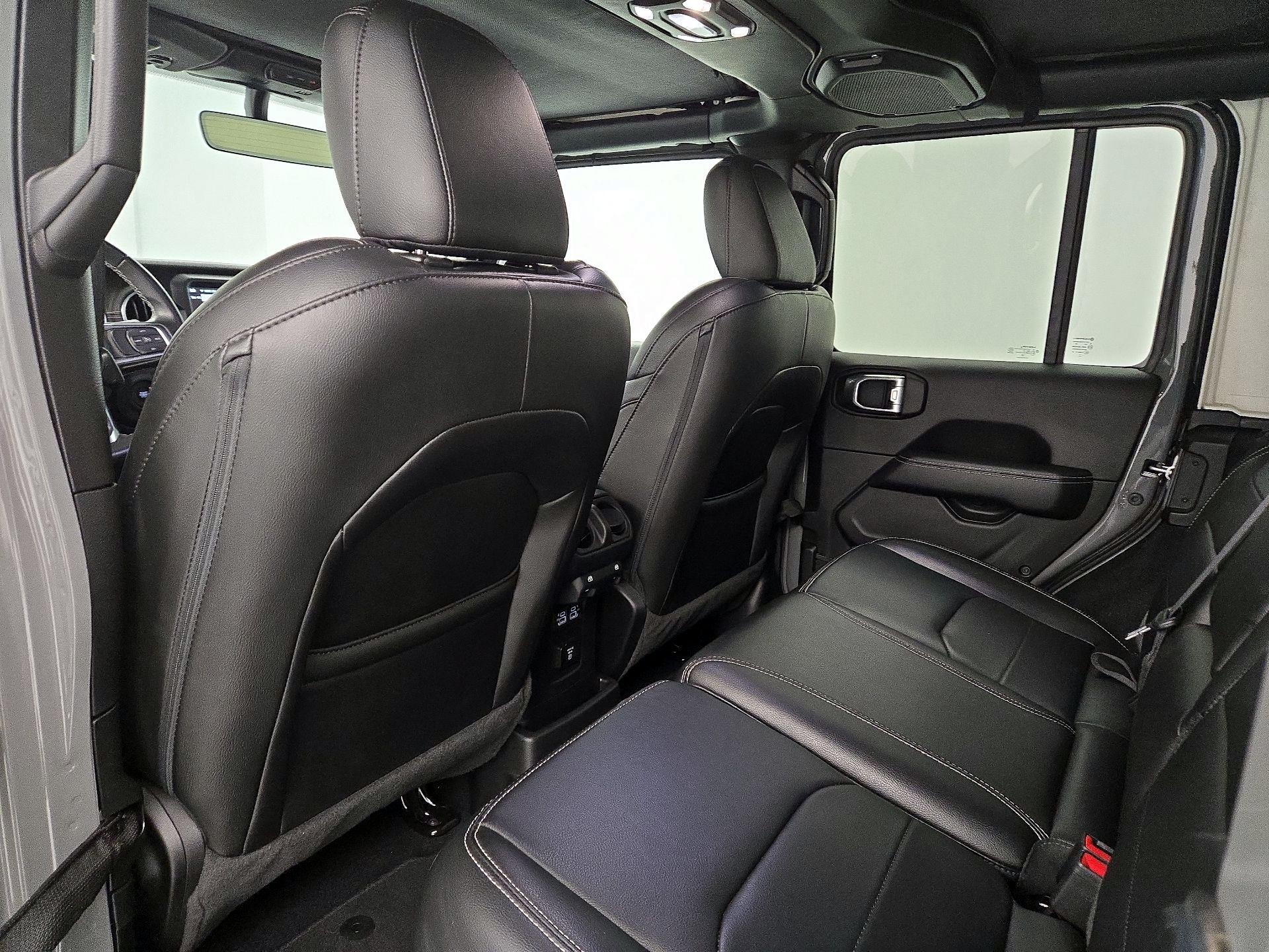 Thumbnail: 2022 Jeep Wrangler - 20