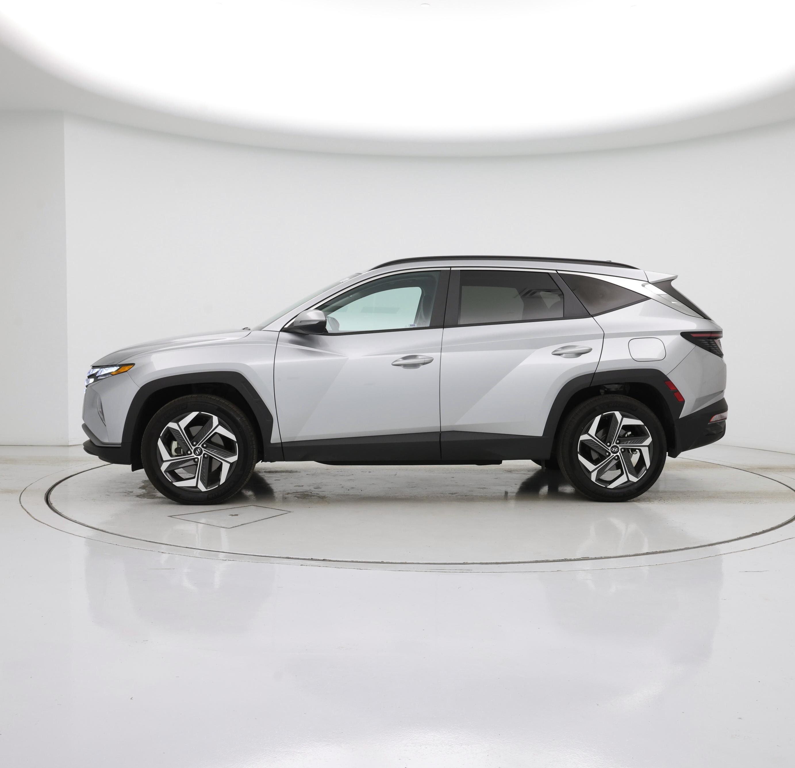 Thumbnail: 2022 Hyundai Tucson - 3