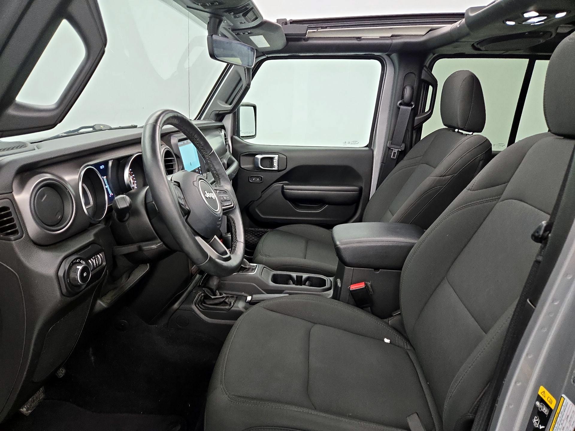 Thumbnail: 2021 Jeep Wrangler - 11
