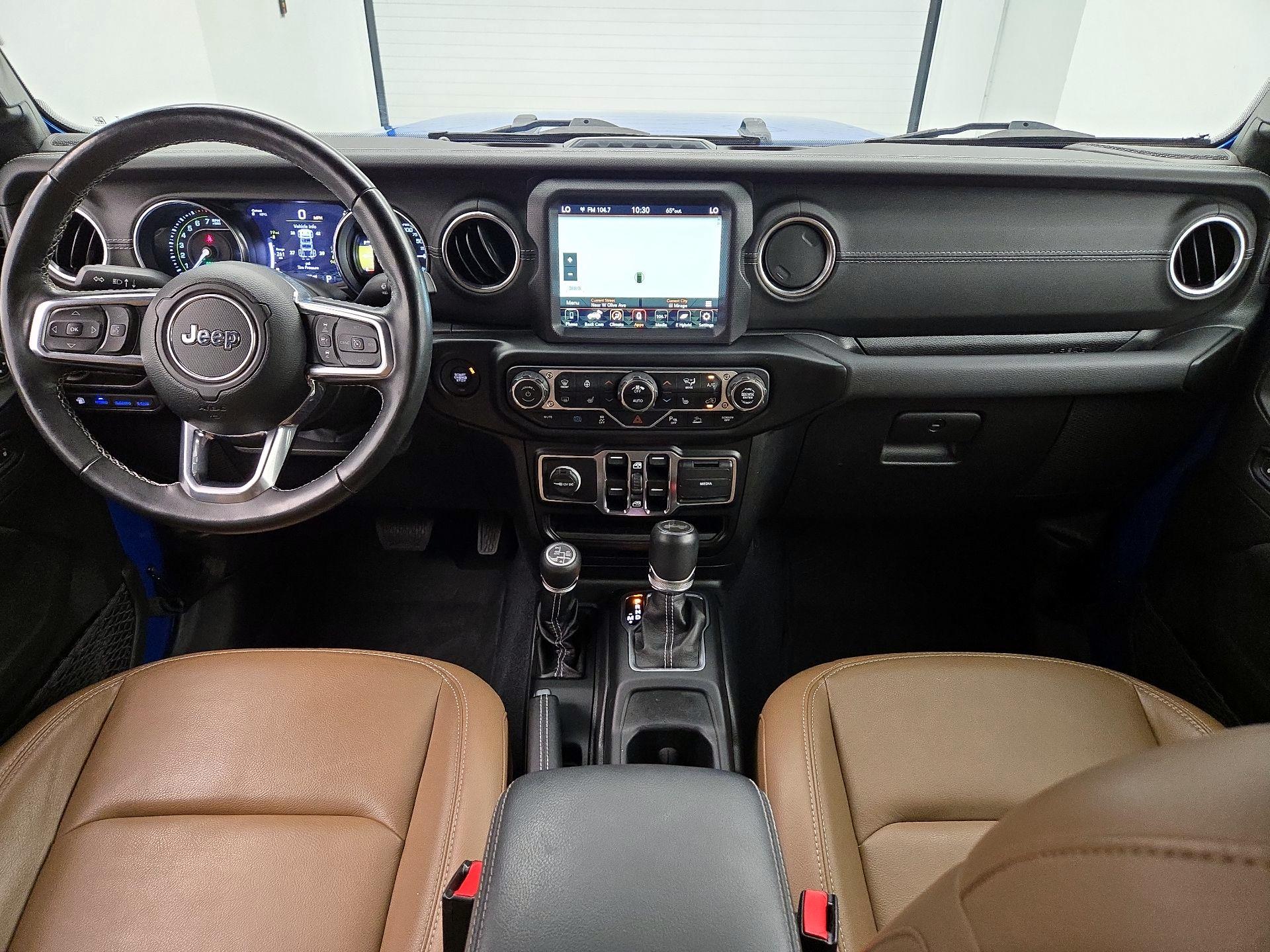 Thumbnail: 2022 Jeep Wrangler - 9