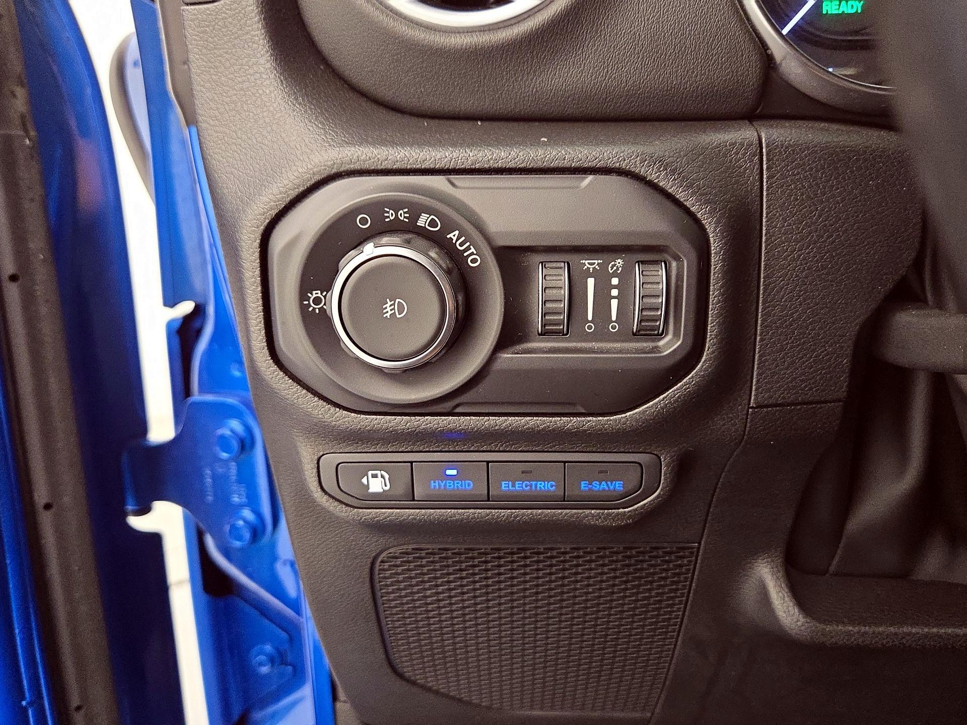 Thumbnail: 2022 Jeep Wrangler - 13