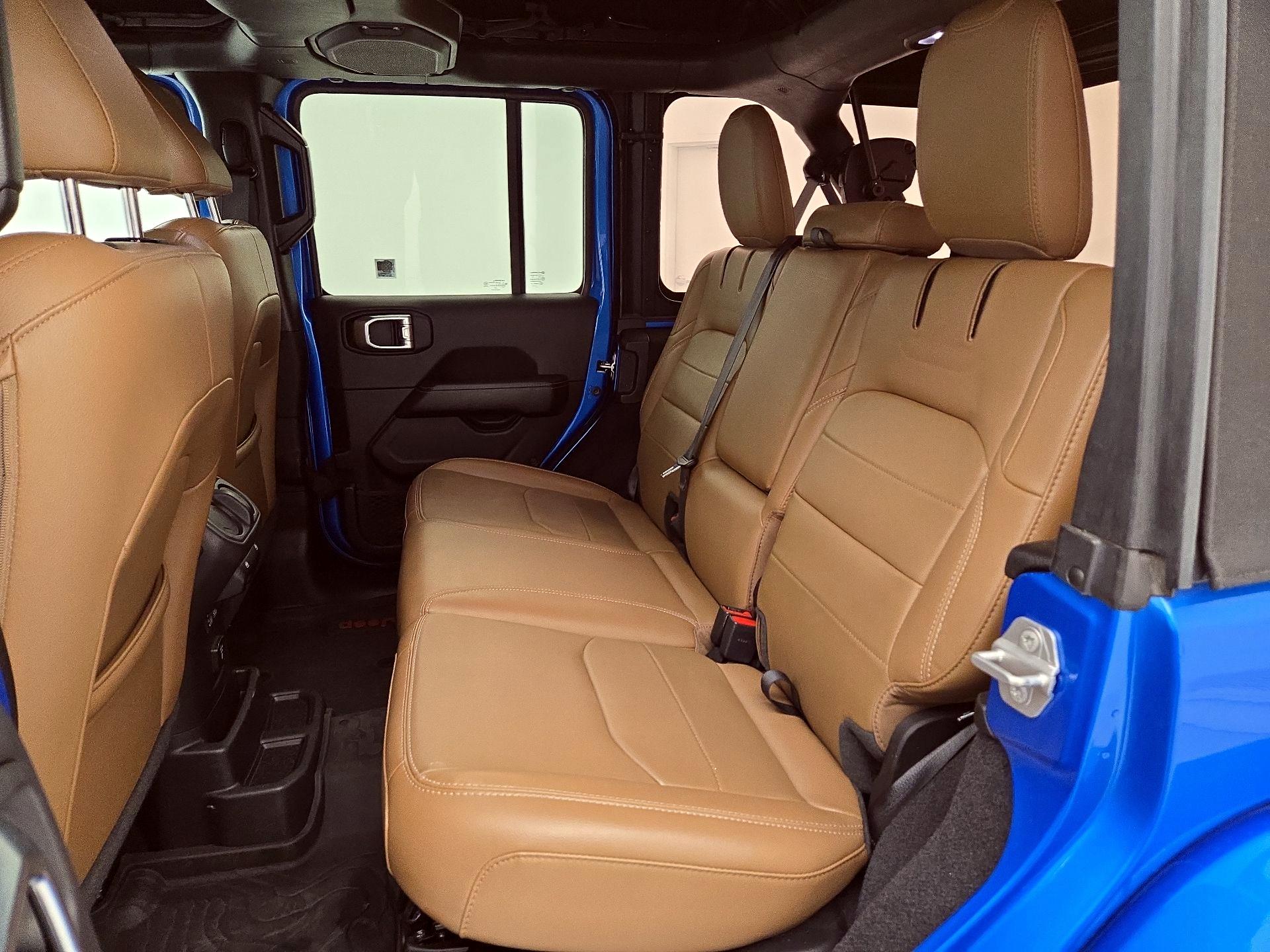 Thumbnail: 2022 Jeep Wrangler - 20