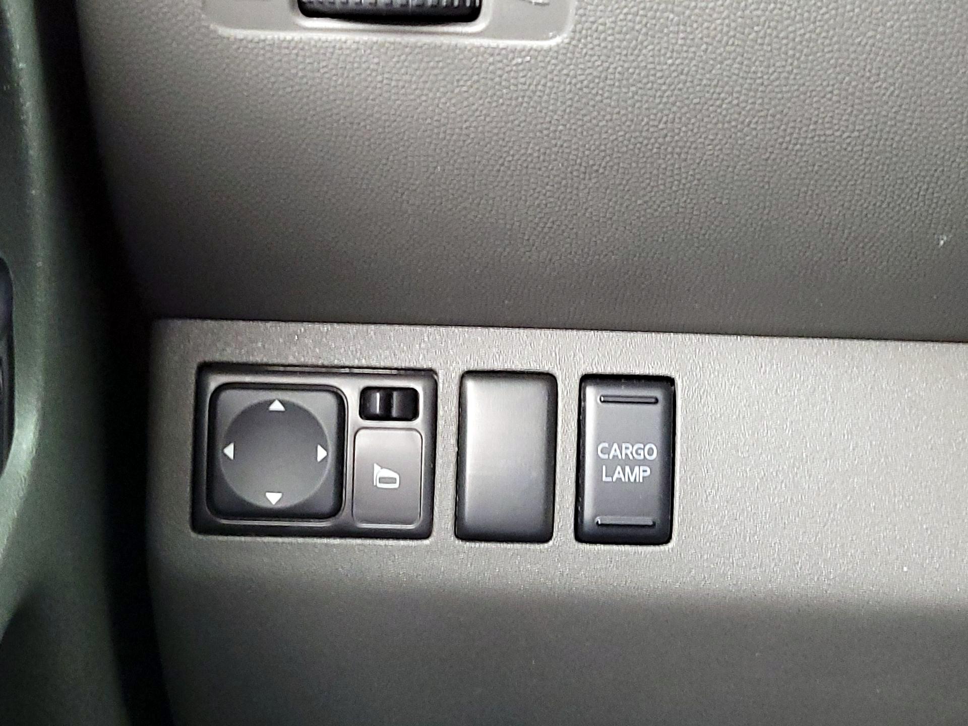 Thumbnail: 2015 Nissan Frontier - 13