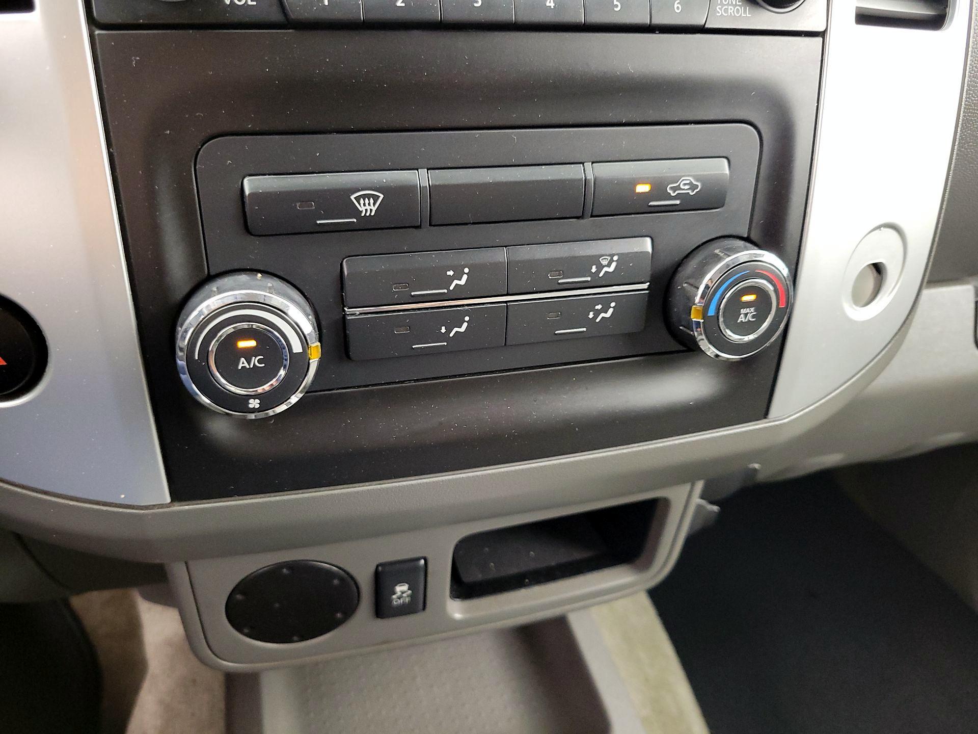 Thumbnail: 2015 Nissan Frontier - 15
