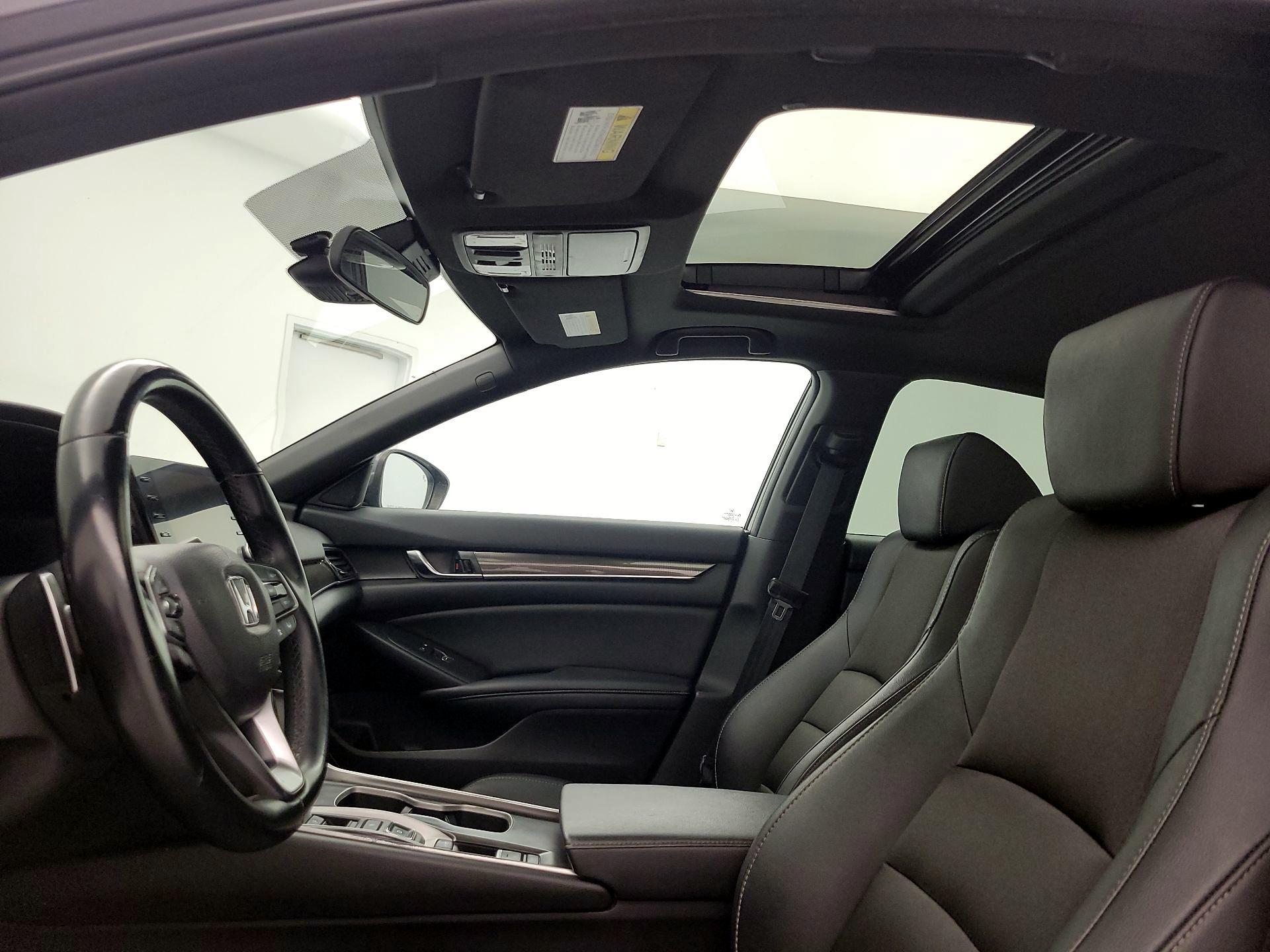 Thumbnail: 2019 Honda Accord - 20