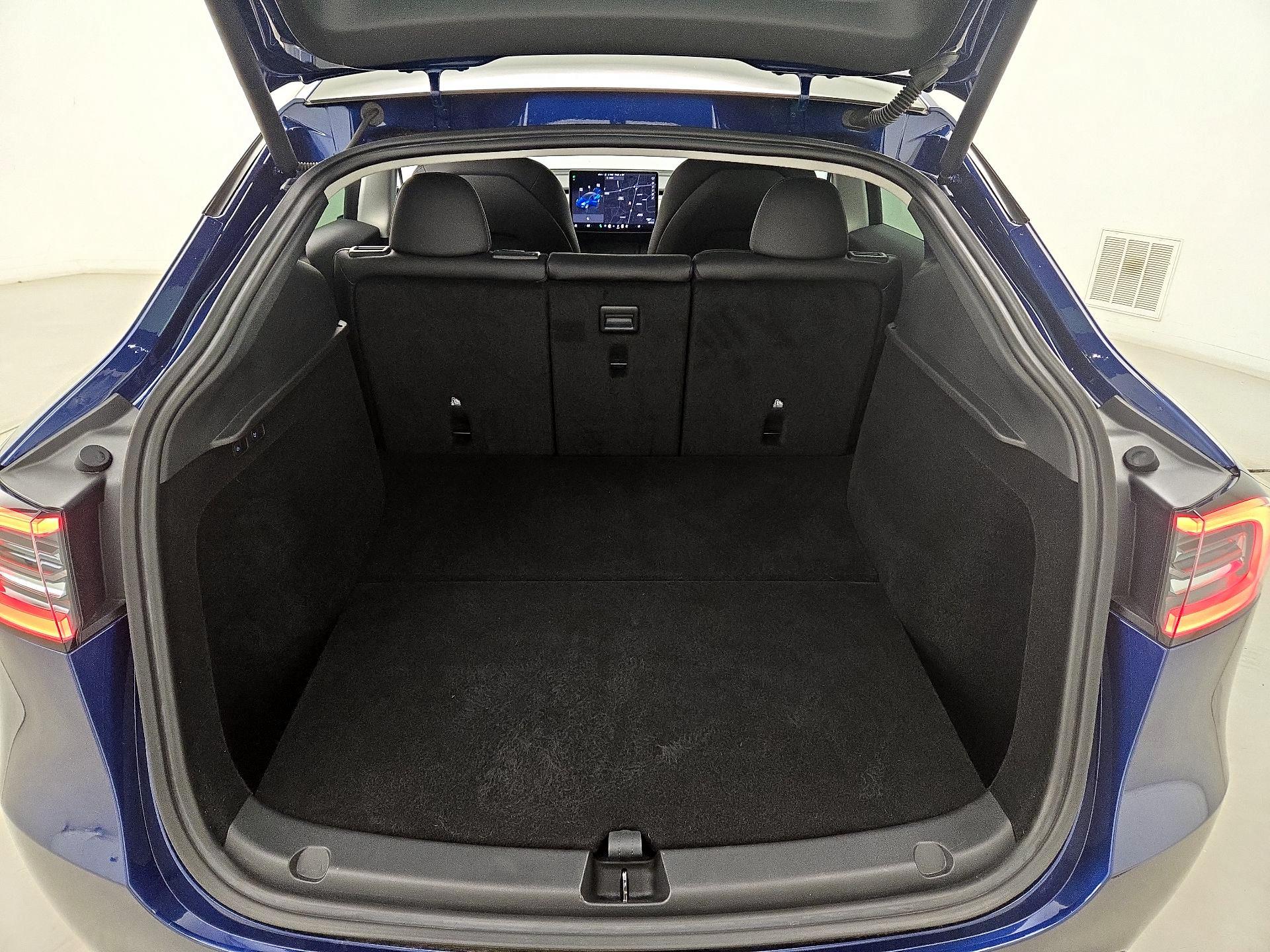 Thumbnail: 2023 Tesla Model Y - 20