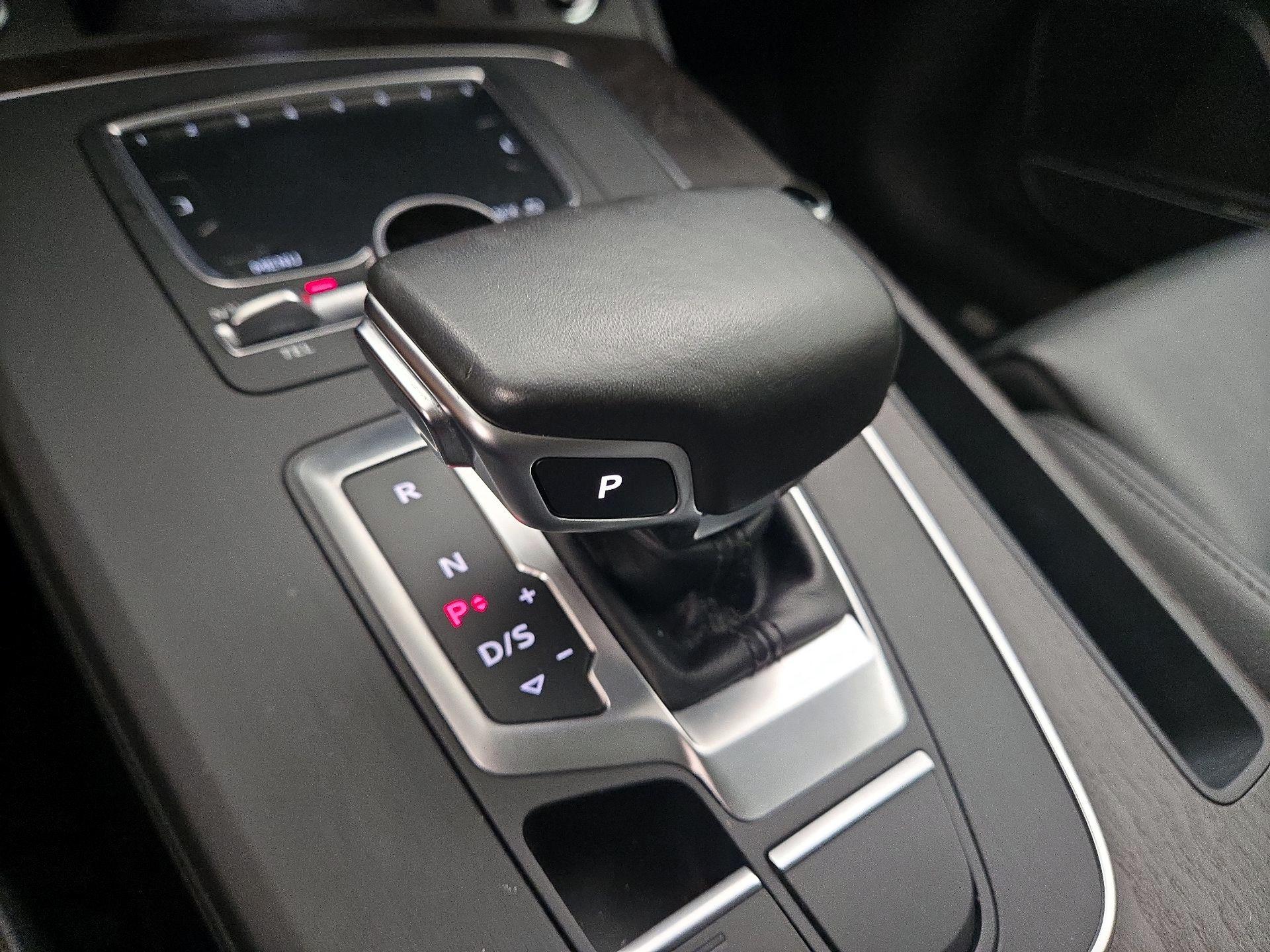Thumbnail: 2018 Audi Q5 - 18