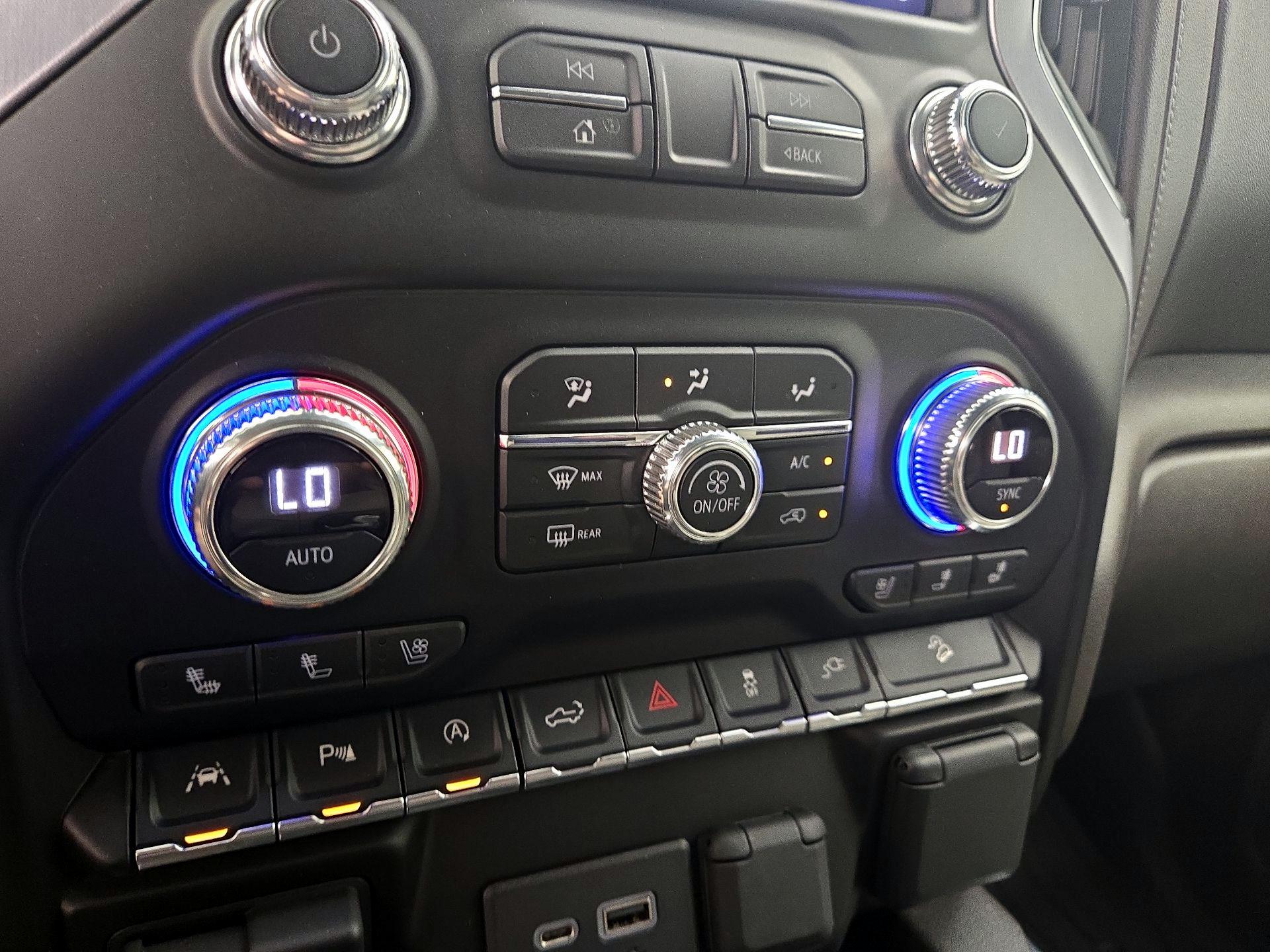 Thumbnail: 2020 GMC Sierra 1500 - 17