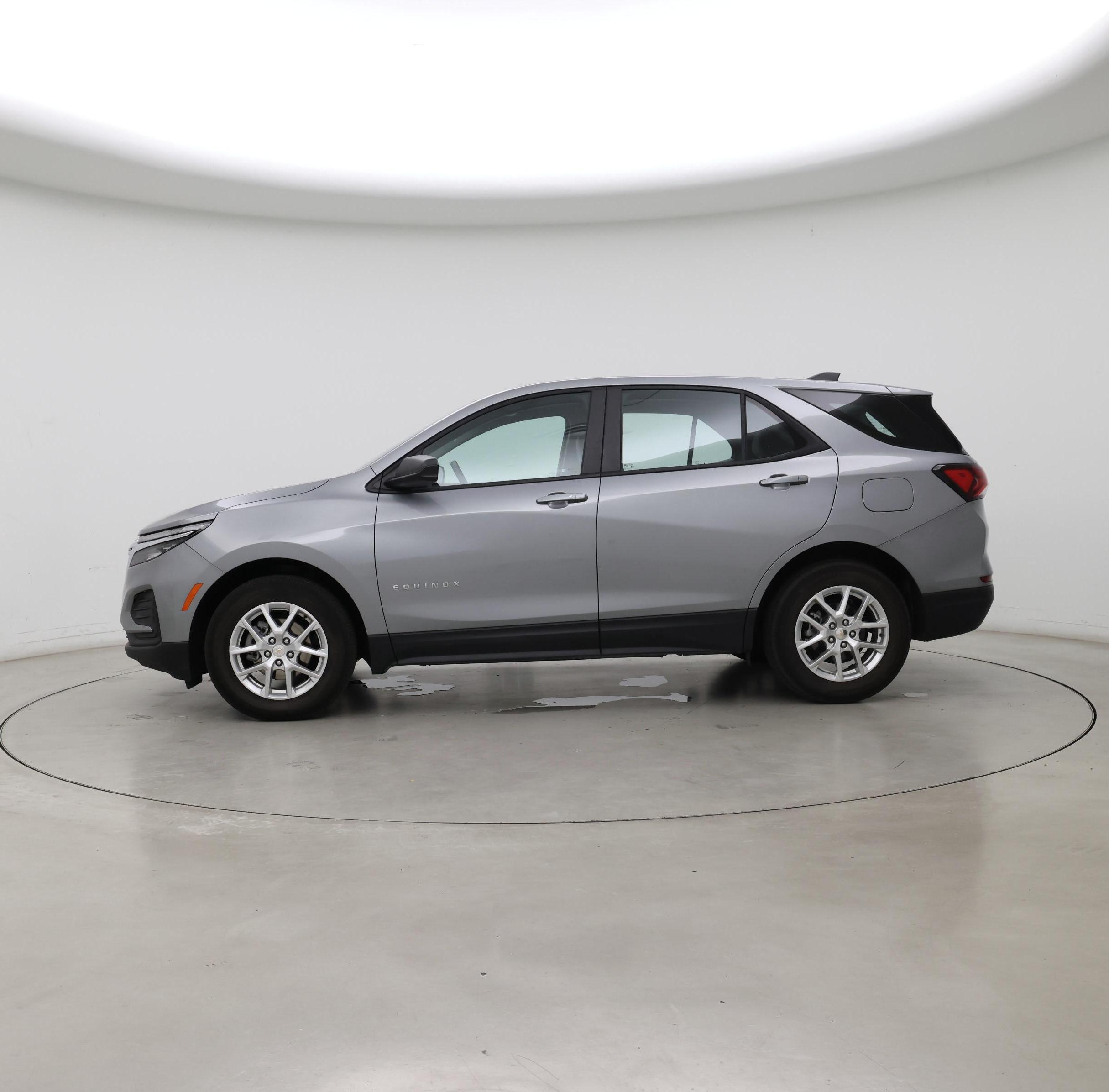 Thumbnail: 2024 Chevrolet Equinox - 3