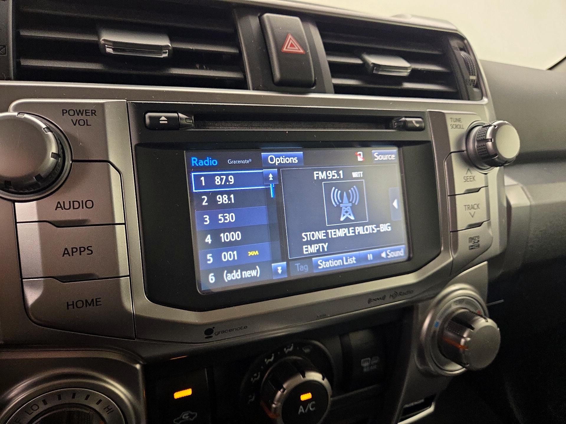 Thumbnail: 2016 Toyota 4Runner - 15