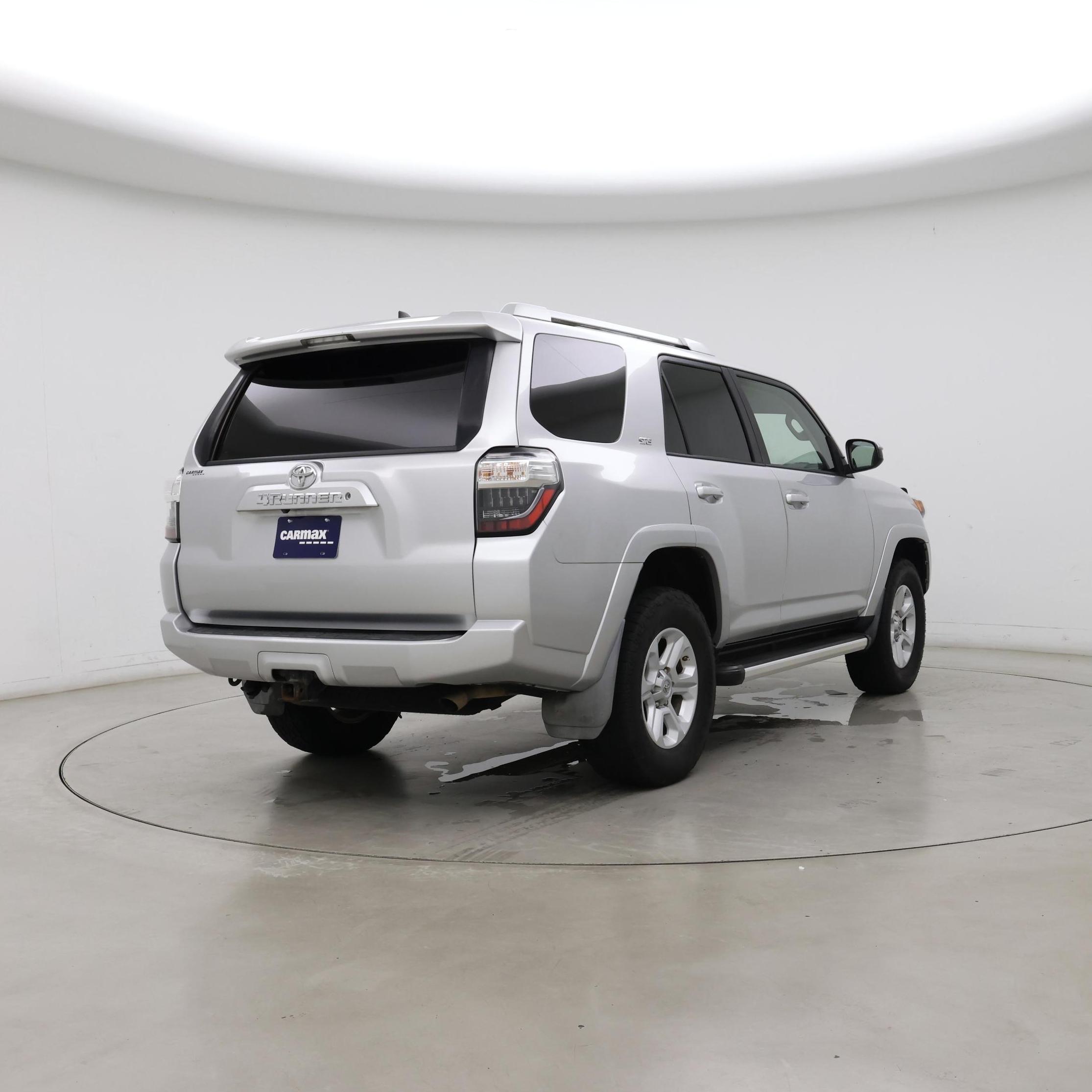 Thumbnail: 2016 Toyota 4Runner - 8