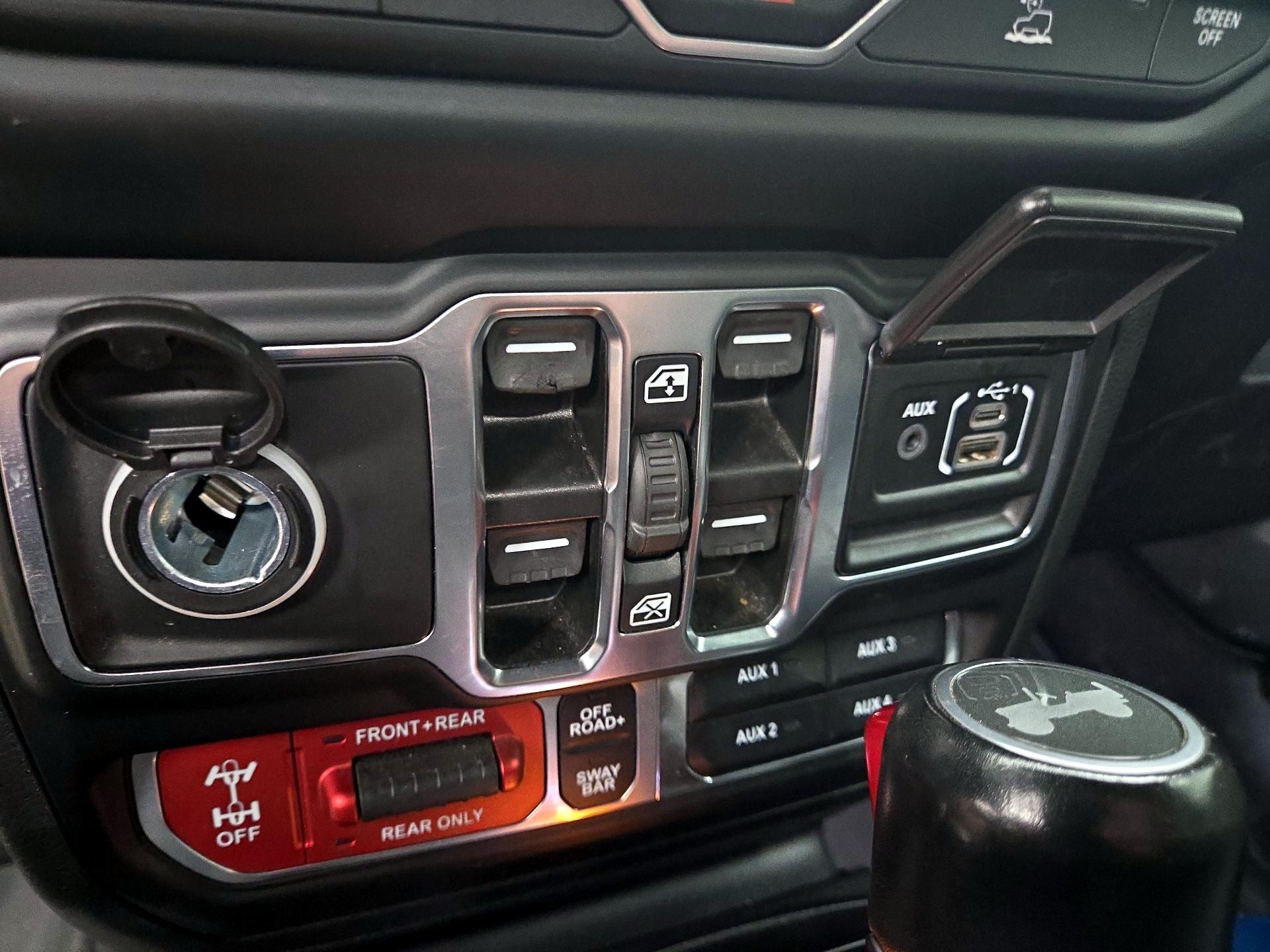 Thumbnail: 2021 Jeep Wrangler - 19