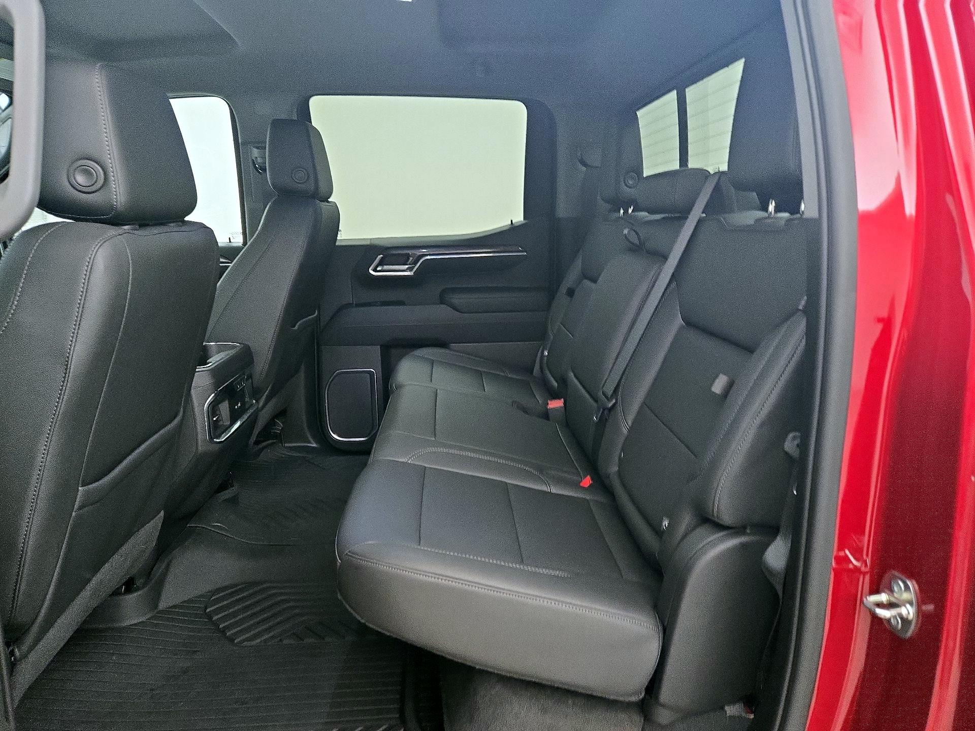 Thumbnail: 2023 Chevrolet Silverado 1500 - 19