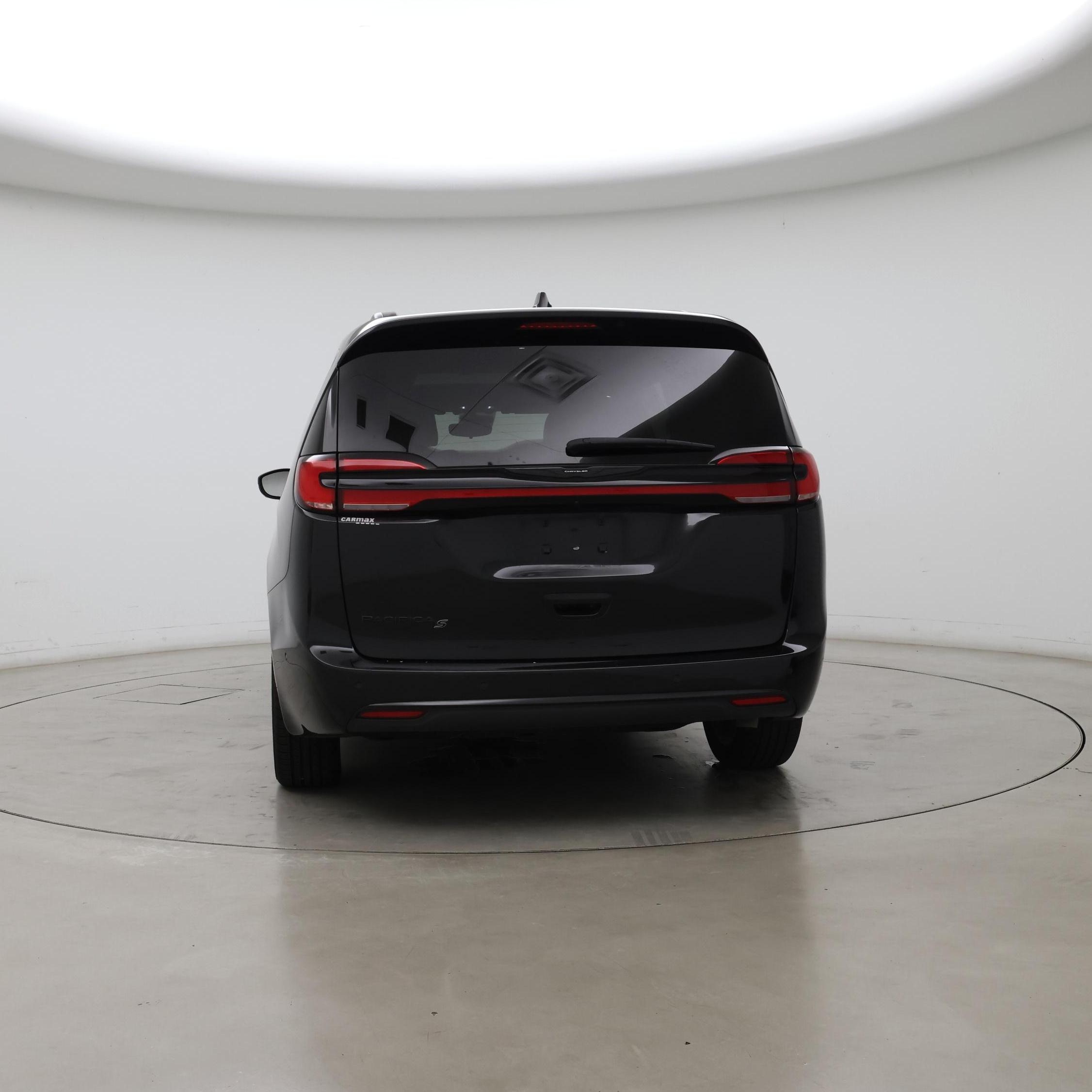 Thumbnail: 2023 Chrysler Pacifica - 6