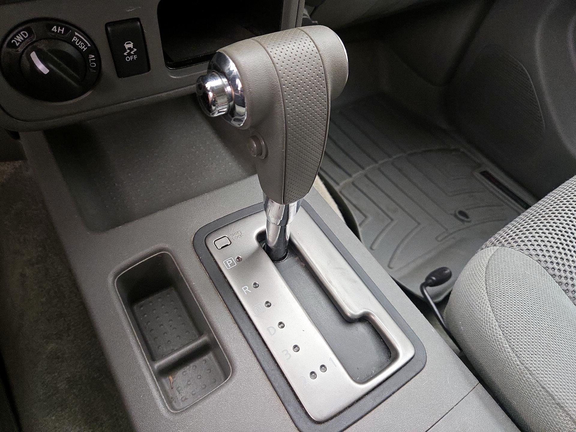 Thumbnail: 2016 Nissan Frontier - 16