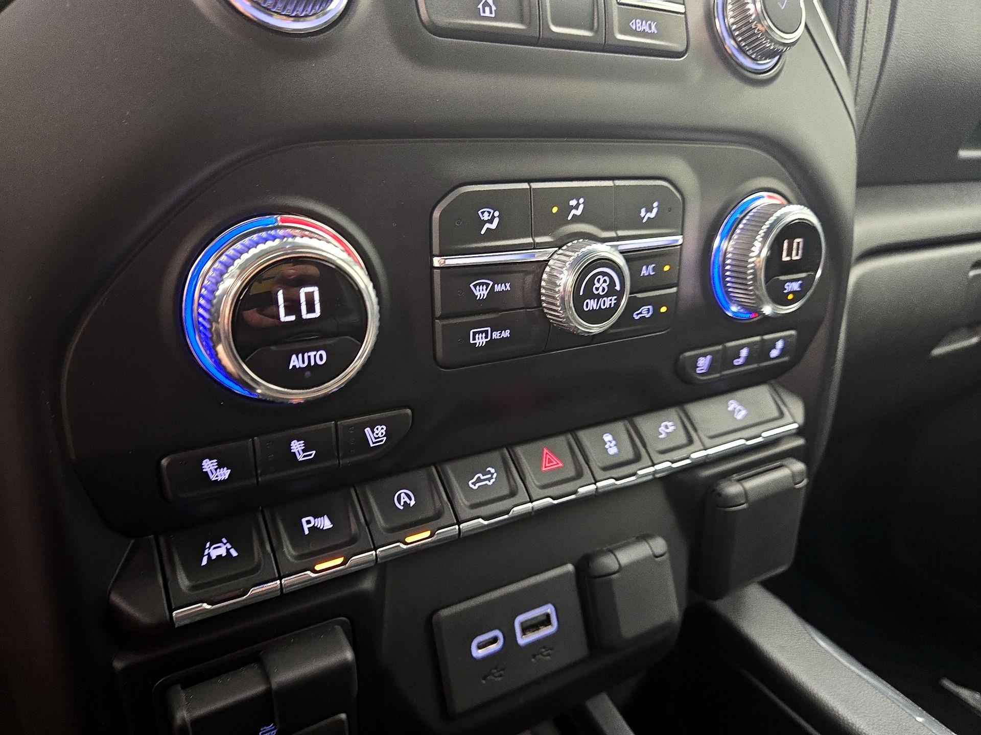 Thumbnail: 2020 GMC Sierra 1500 - 17