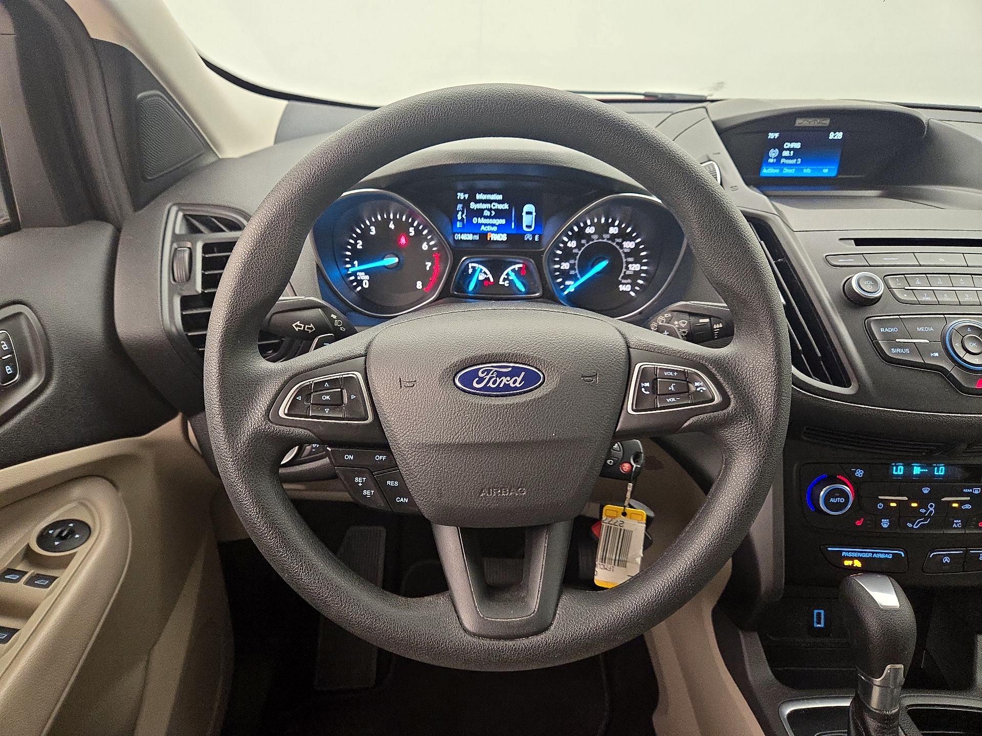 Thumbnail: 2017 Ford Escape - 10